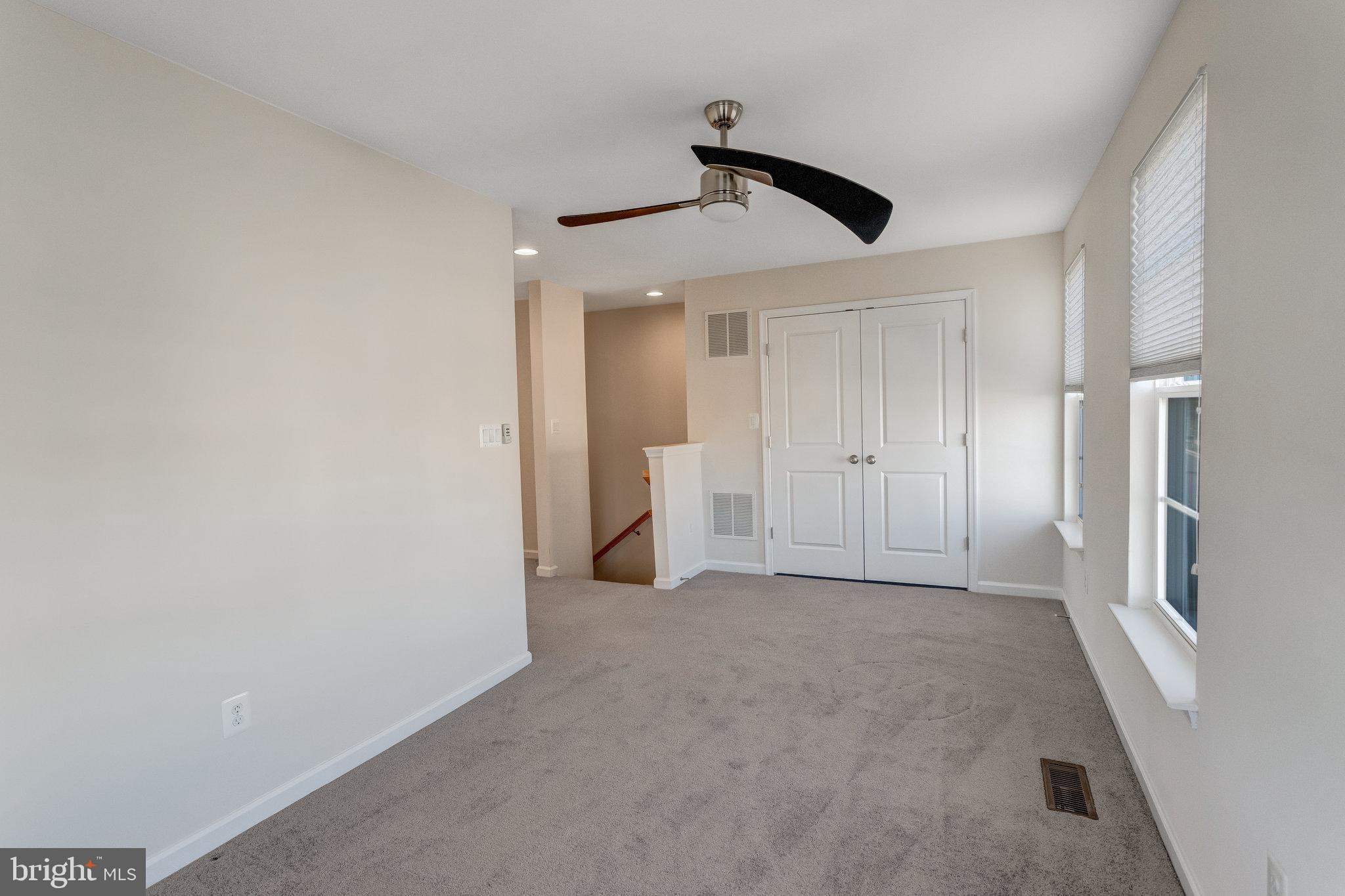 921 Basswood Dr
