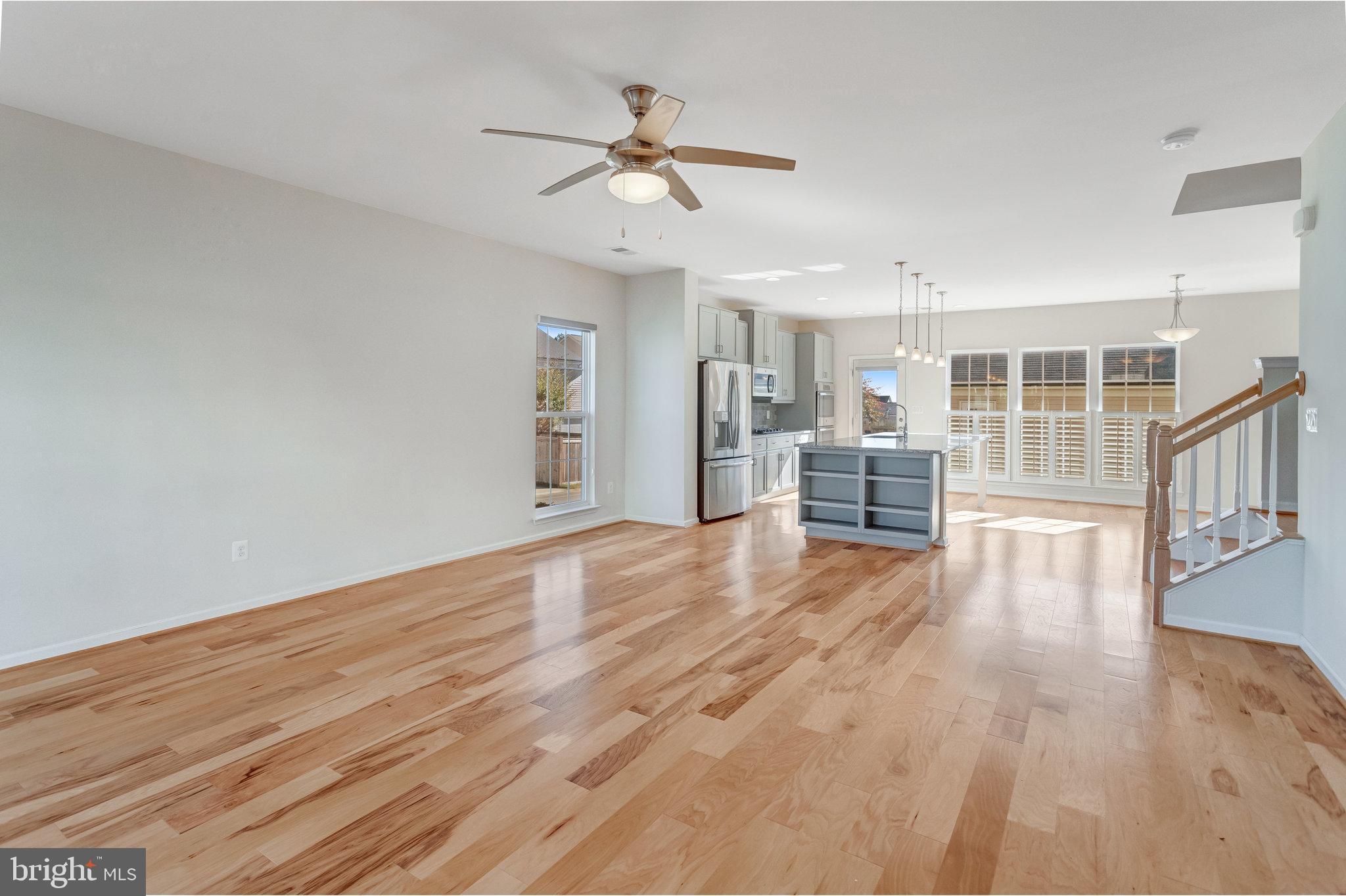921 Basswood Dr