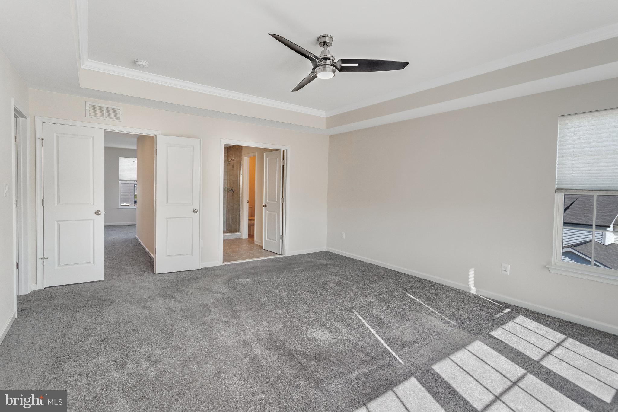921 Basswood Dr