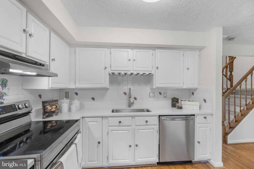 508 Crossridge Ct