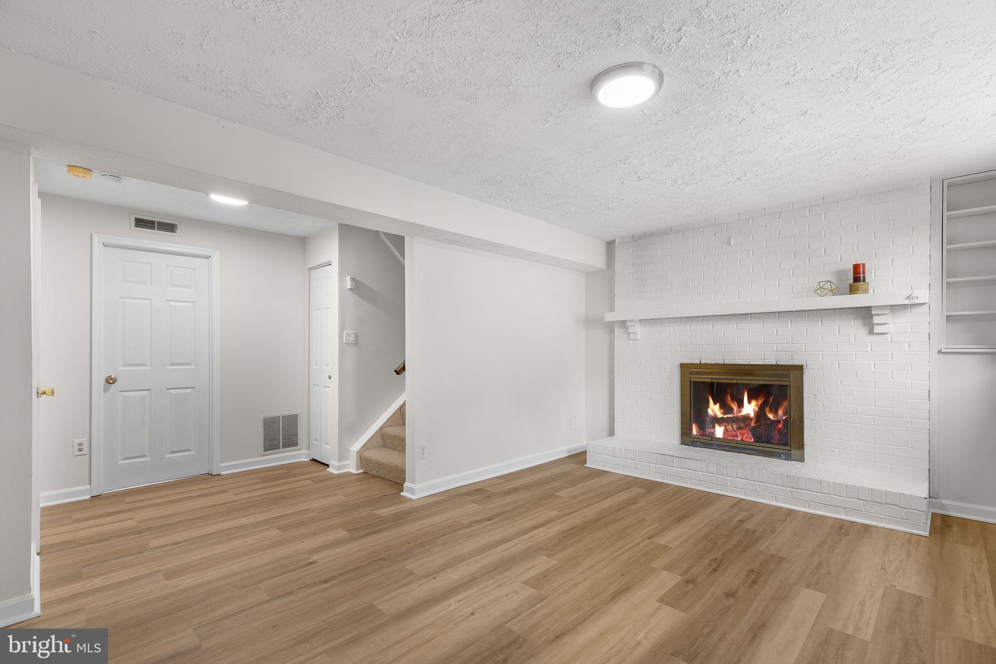 508 Crossridge Ct