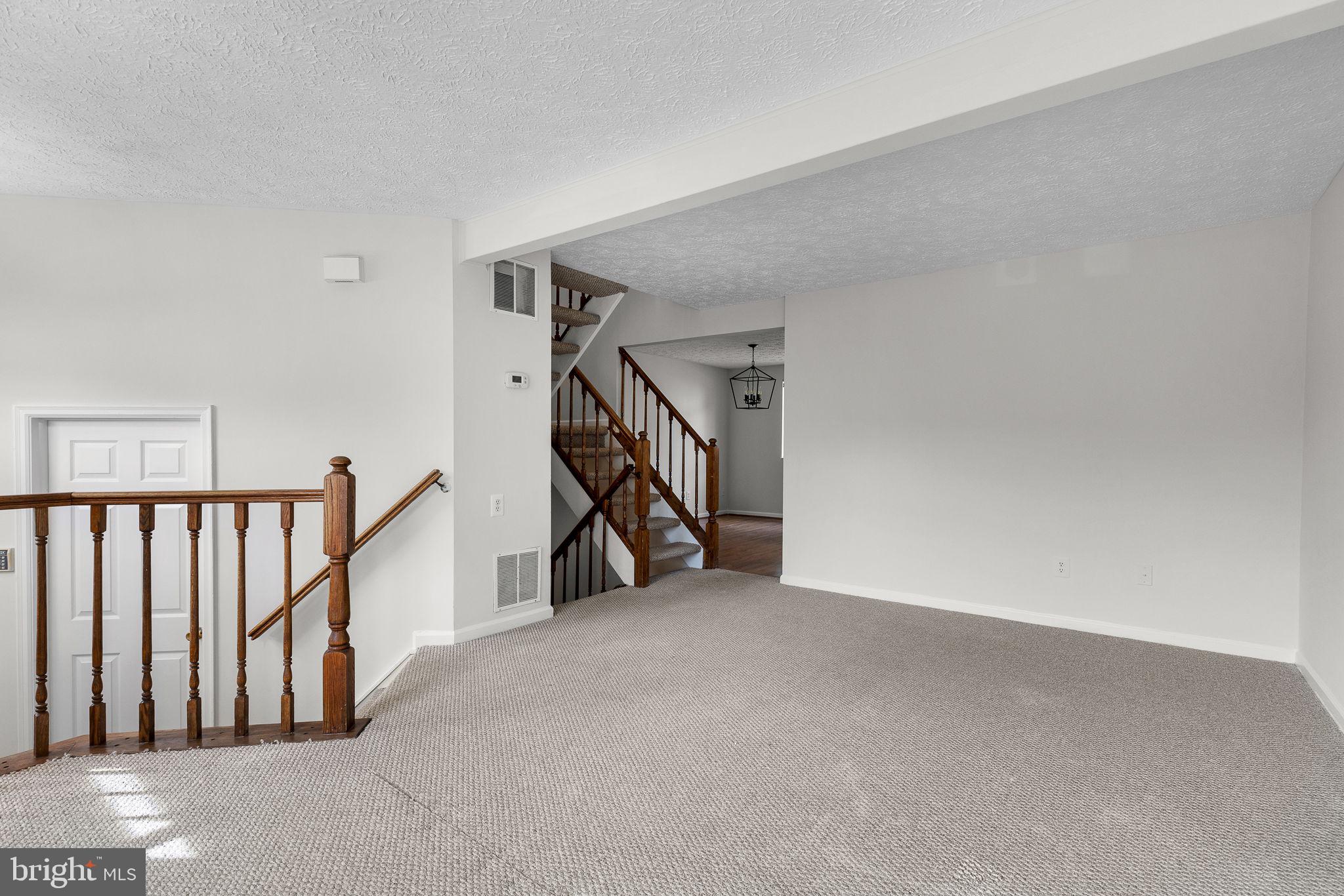 508 Crossridge Ct
