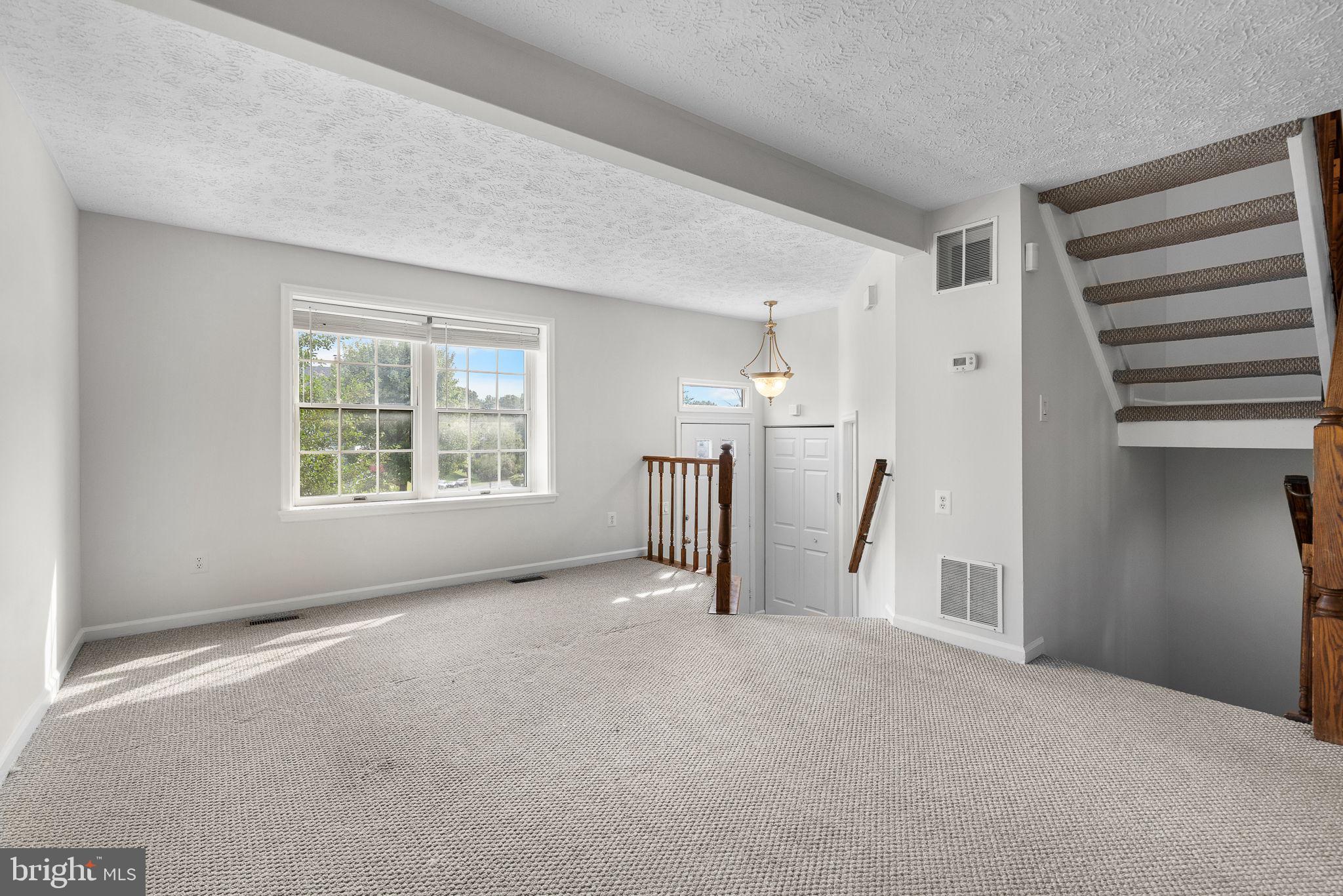 508 Crossridge Ct