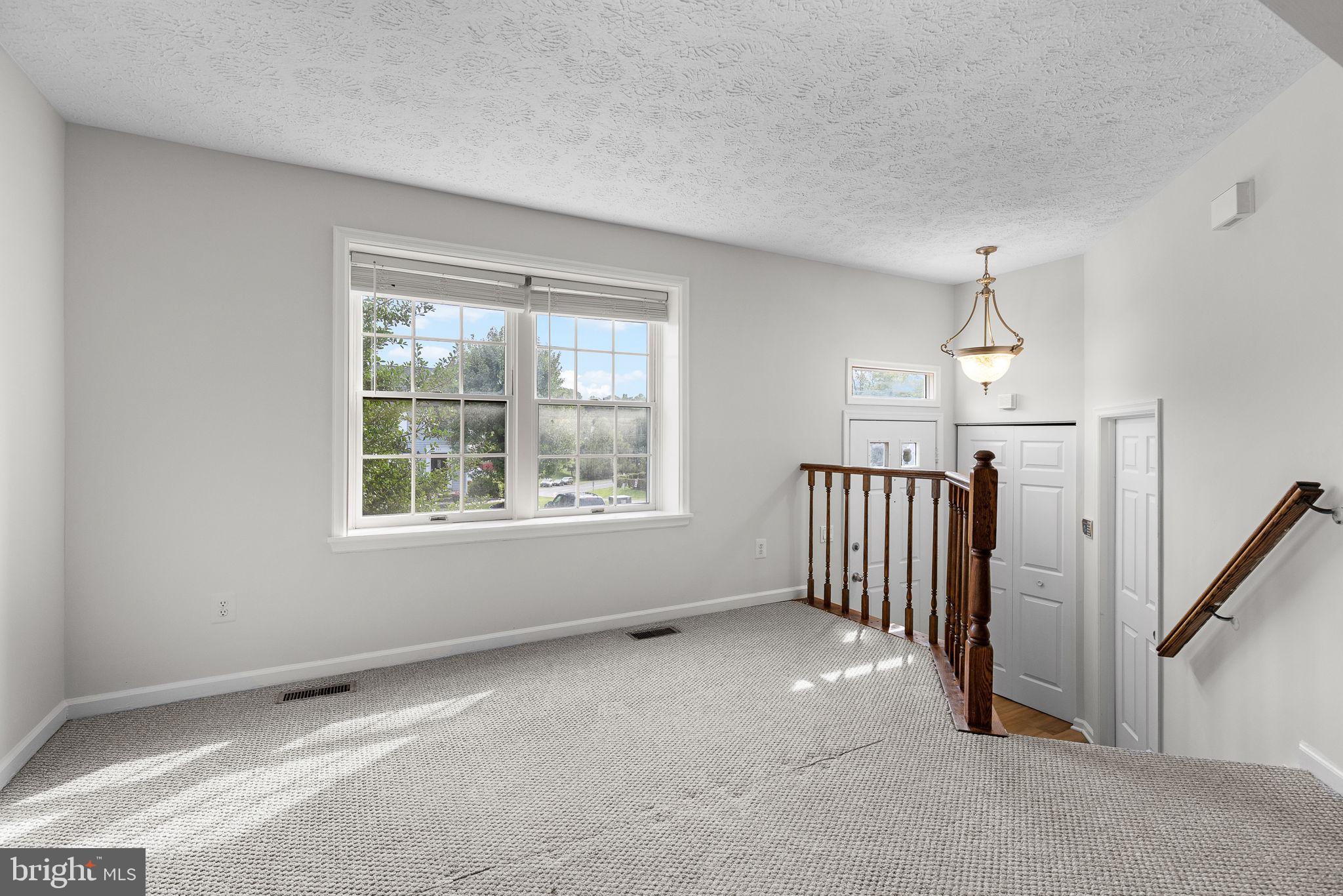 508 Crossridge Ct