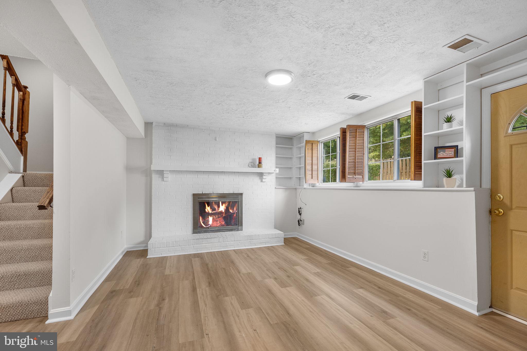 508 Crossridge Ct