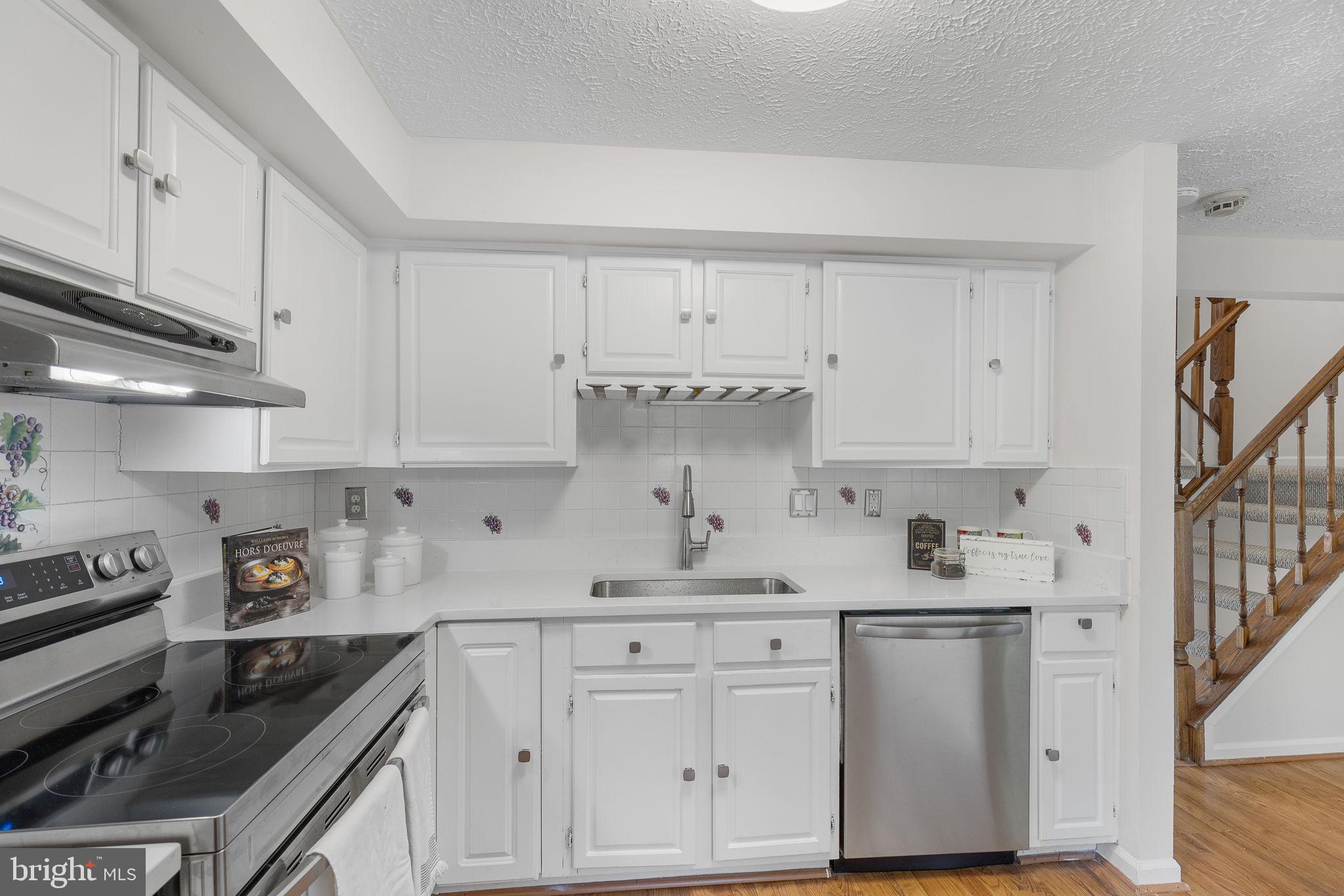 508 Crossridge Ct