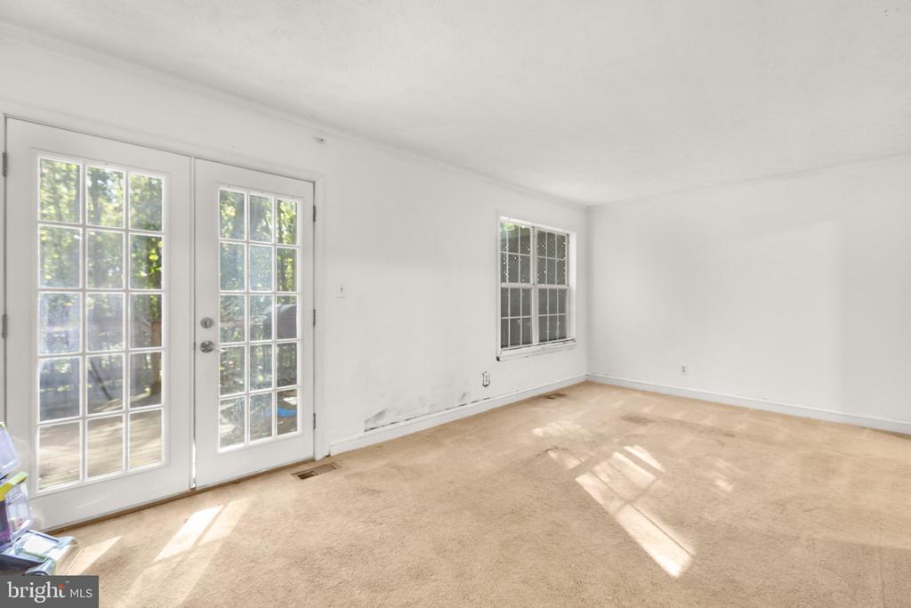 201 Stafford Mews Ln