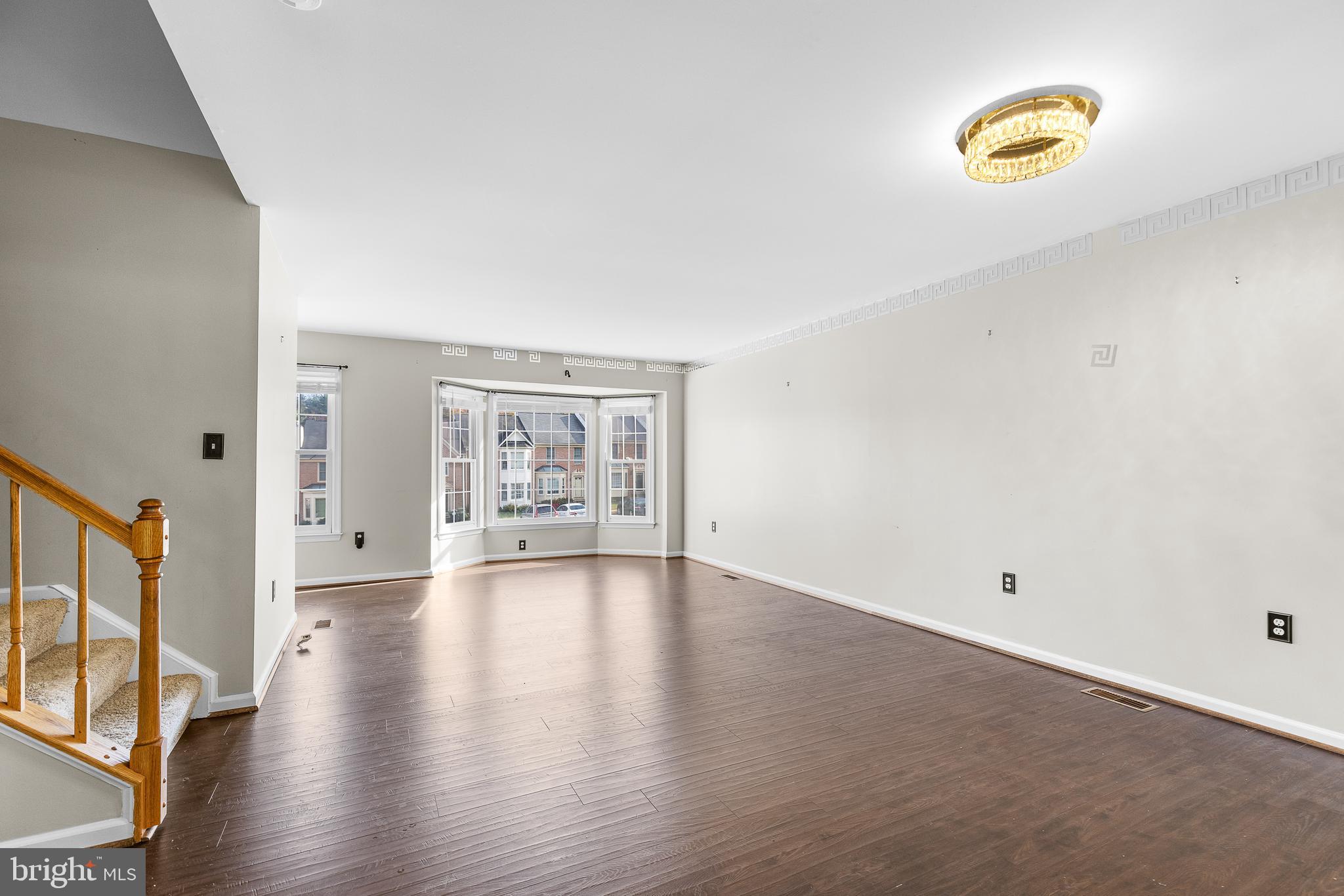 204 Fair Oaks Ave