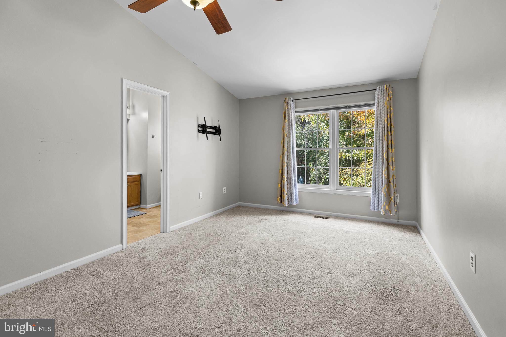 204 Fair Oaks Ave