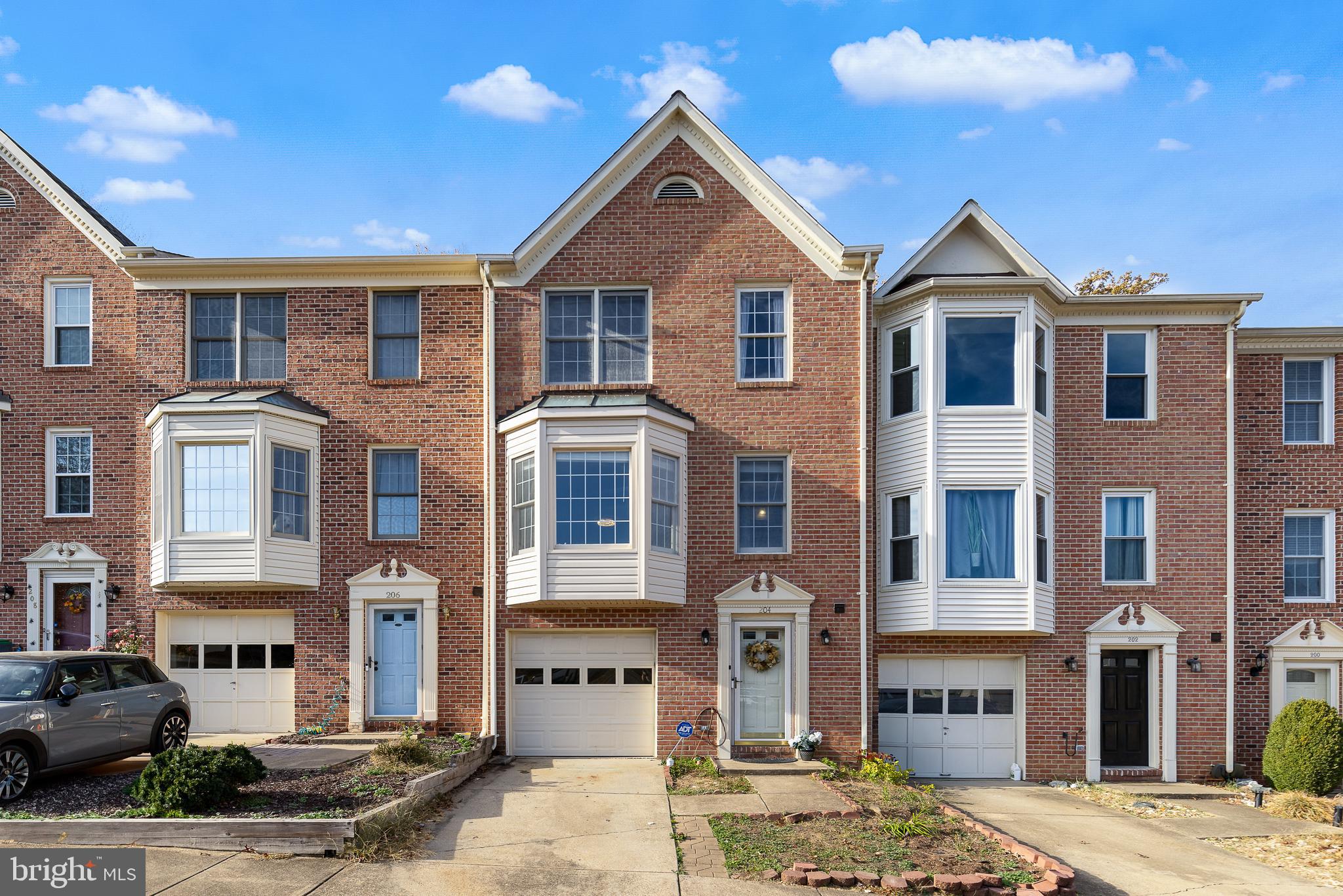 204 Fair Oaks Ave