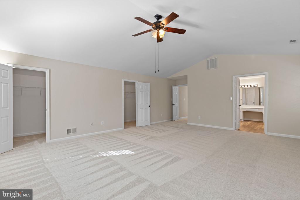 10 Timberwood Ct