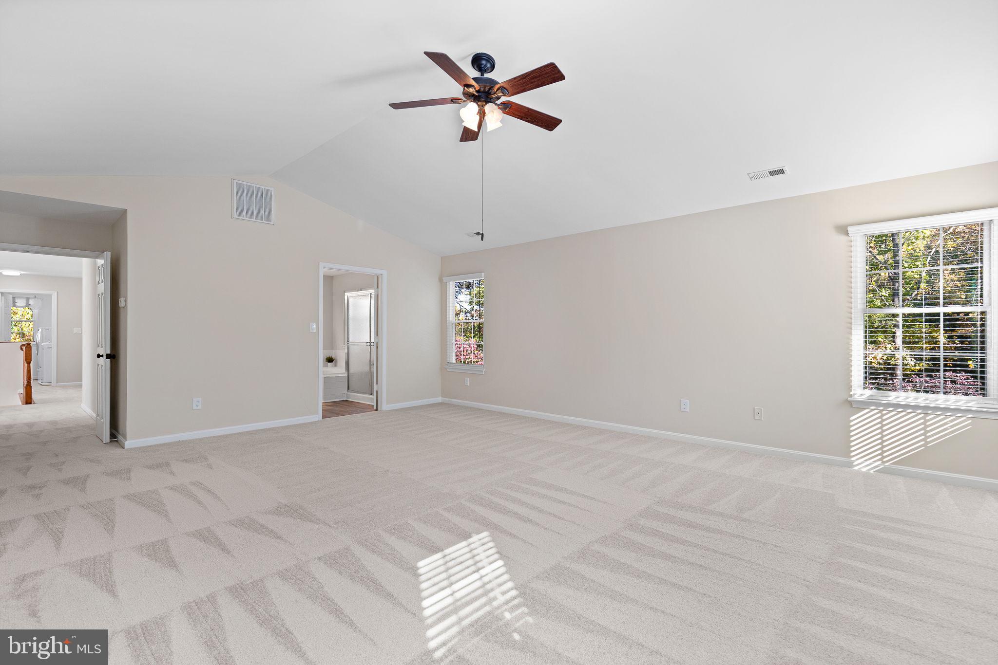 10 Timberwood Ct