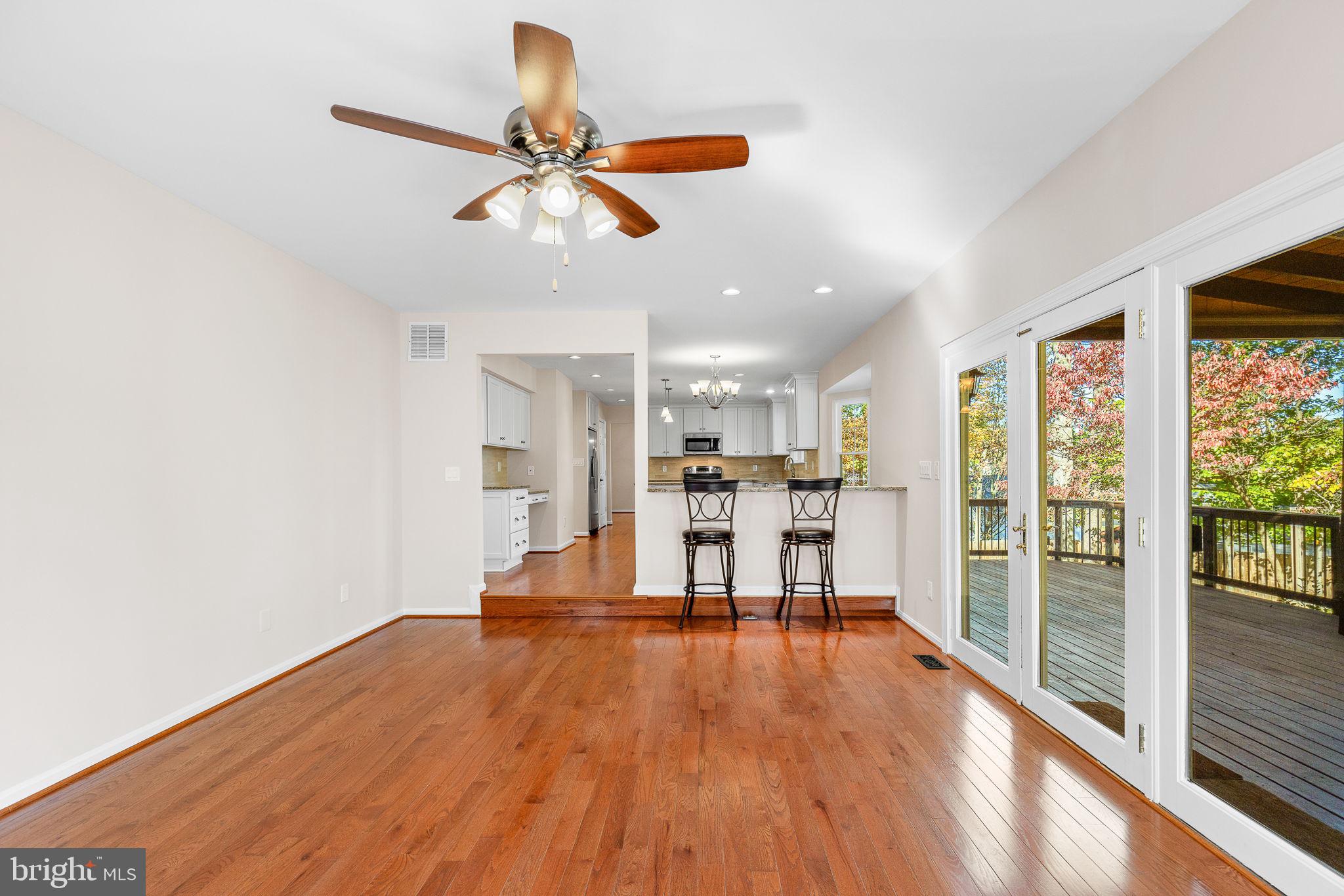 10 Timberwood Ct
