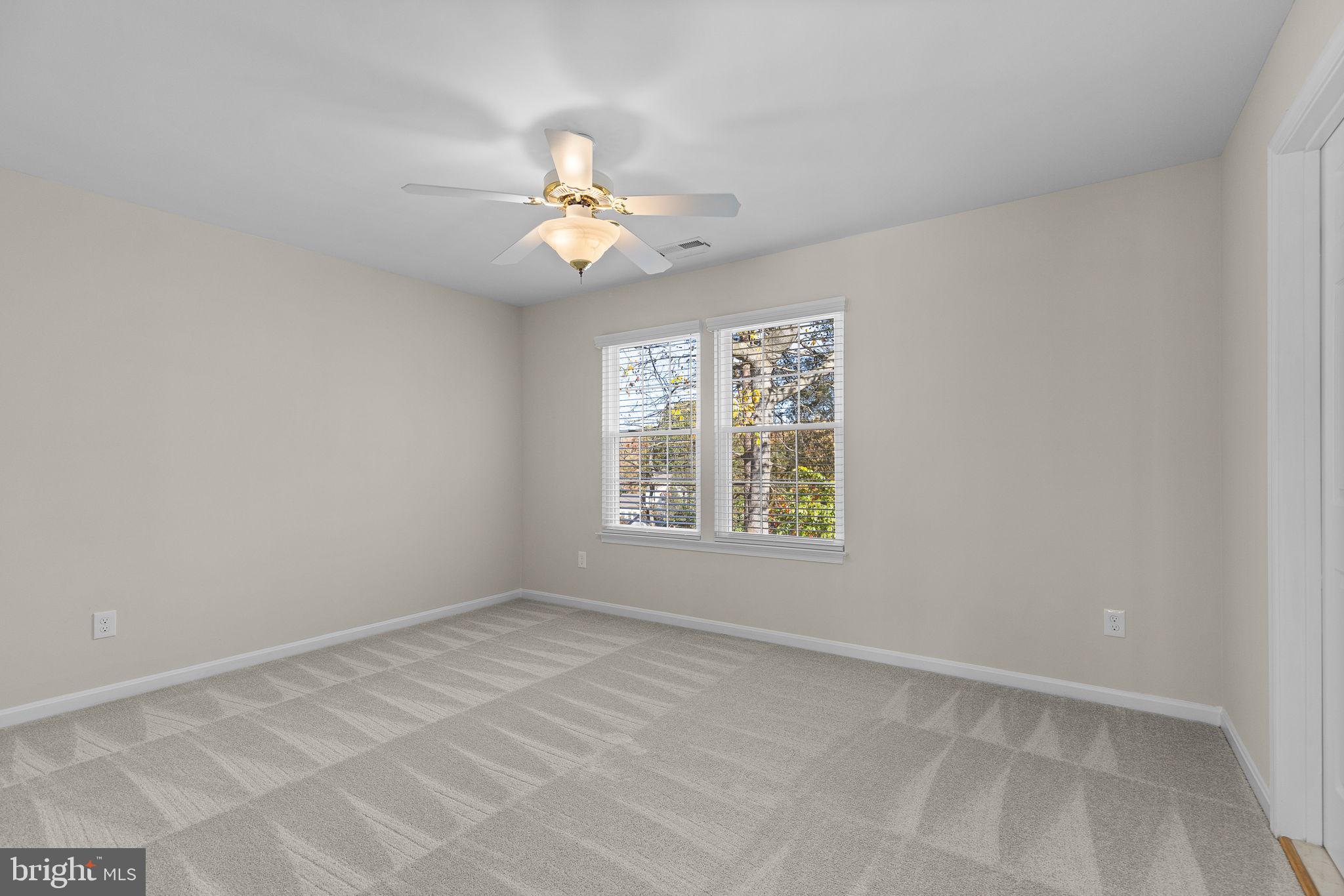 10 Timberwood Ct
