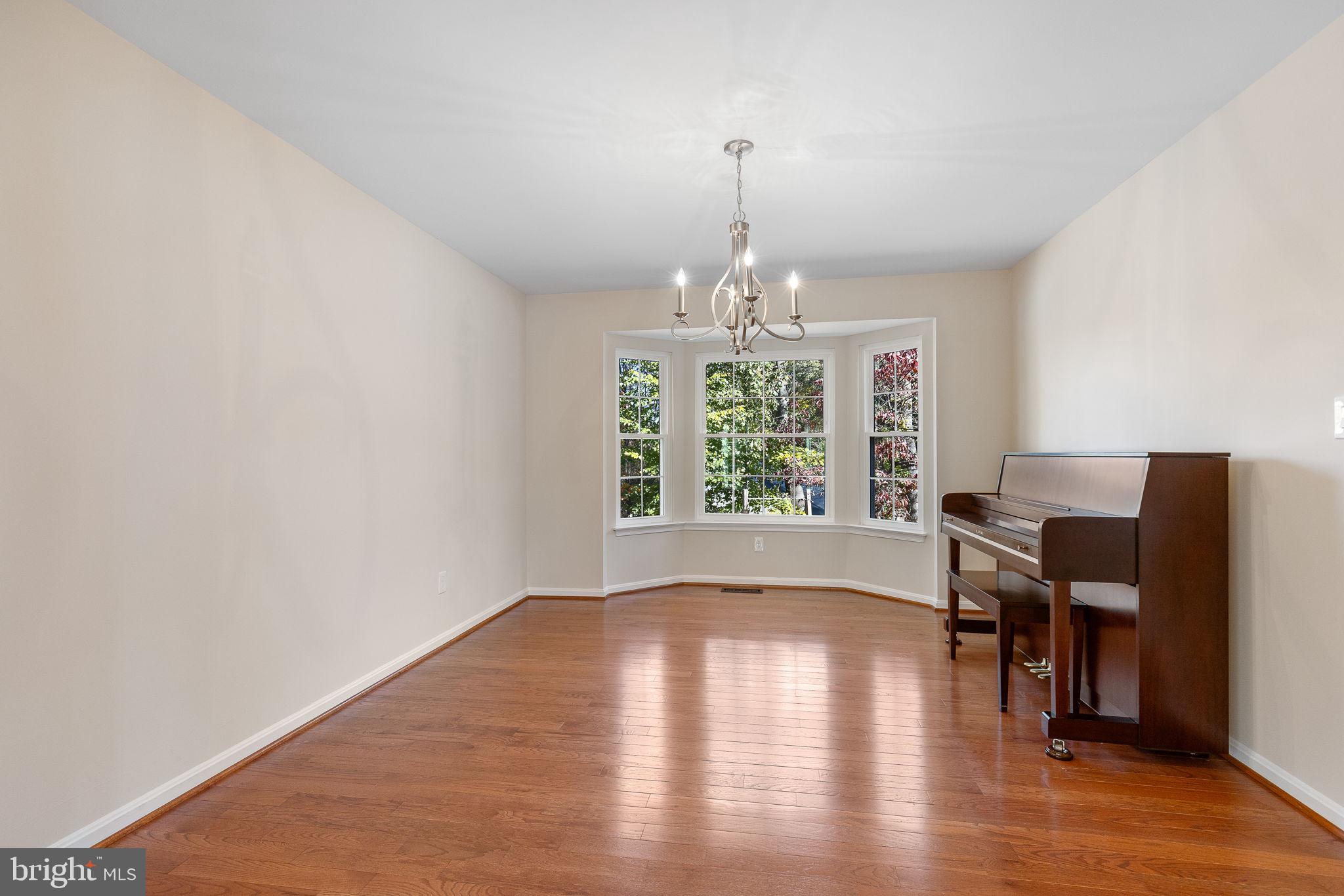 10 Timberwood Ct