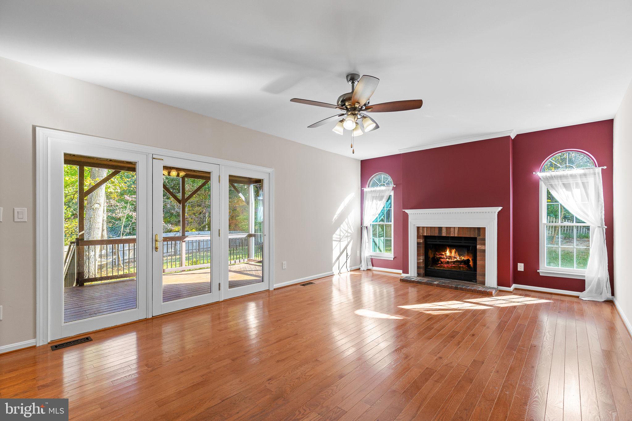 10 Timberwood Ct