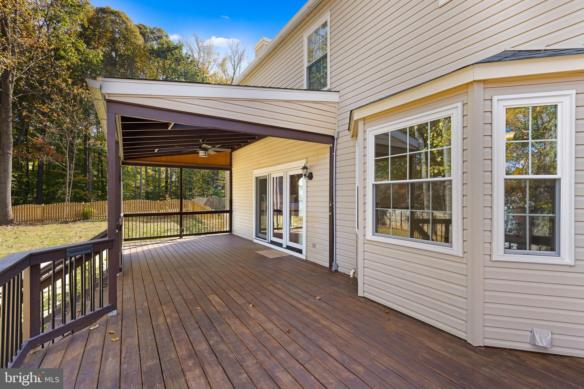 10 Timberwood Ct