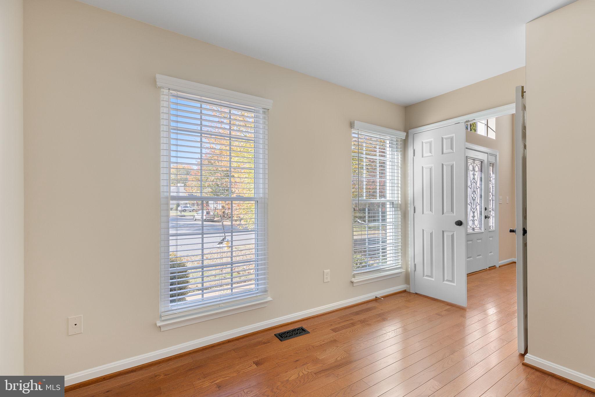 10 Timberwood Ct