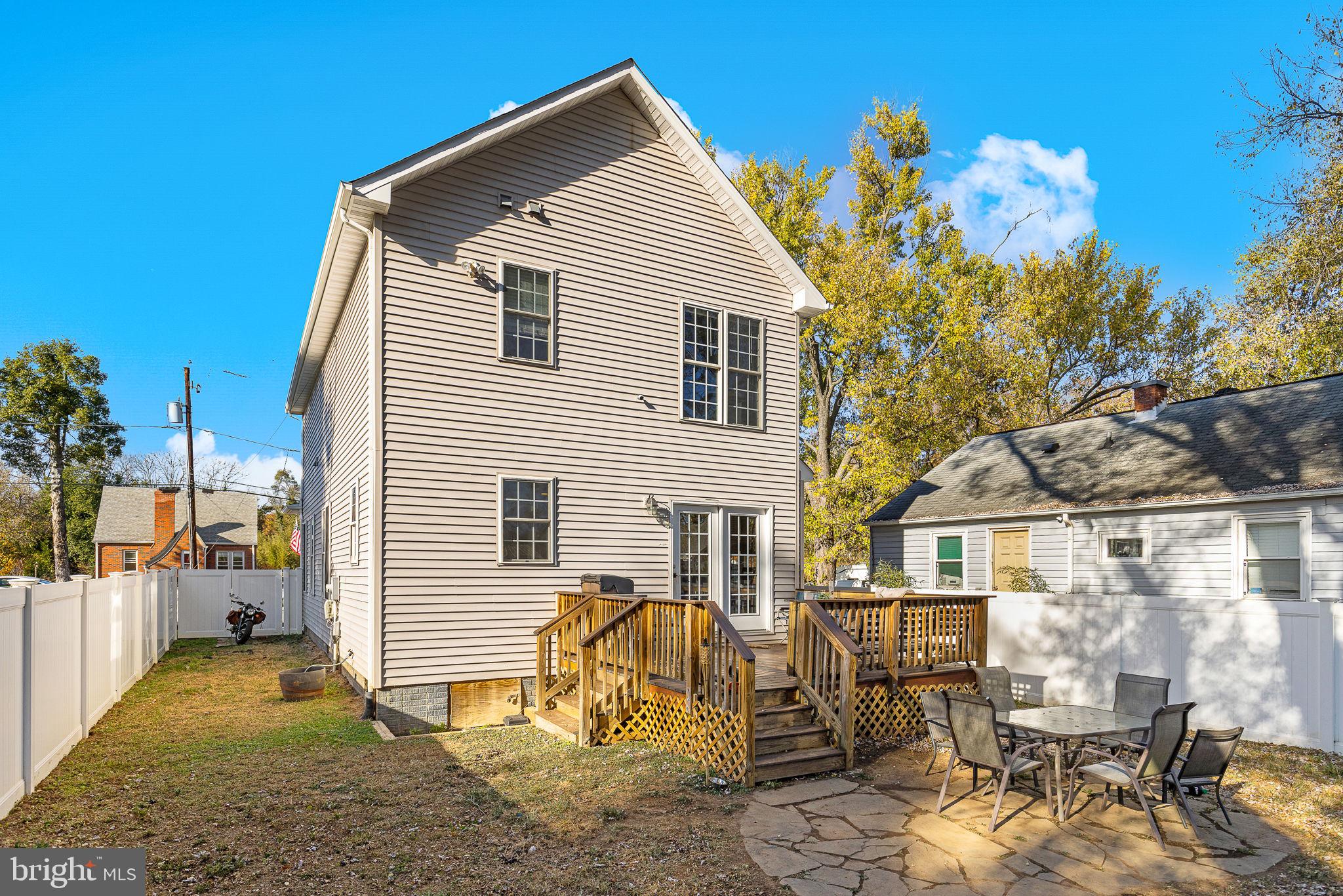 205 Leonard Rd