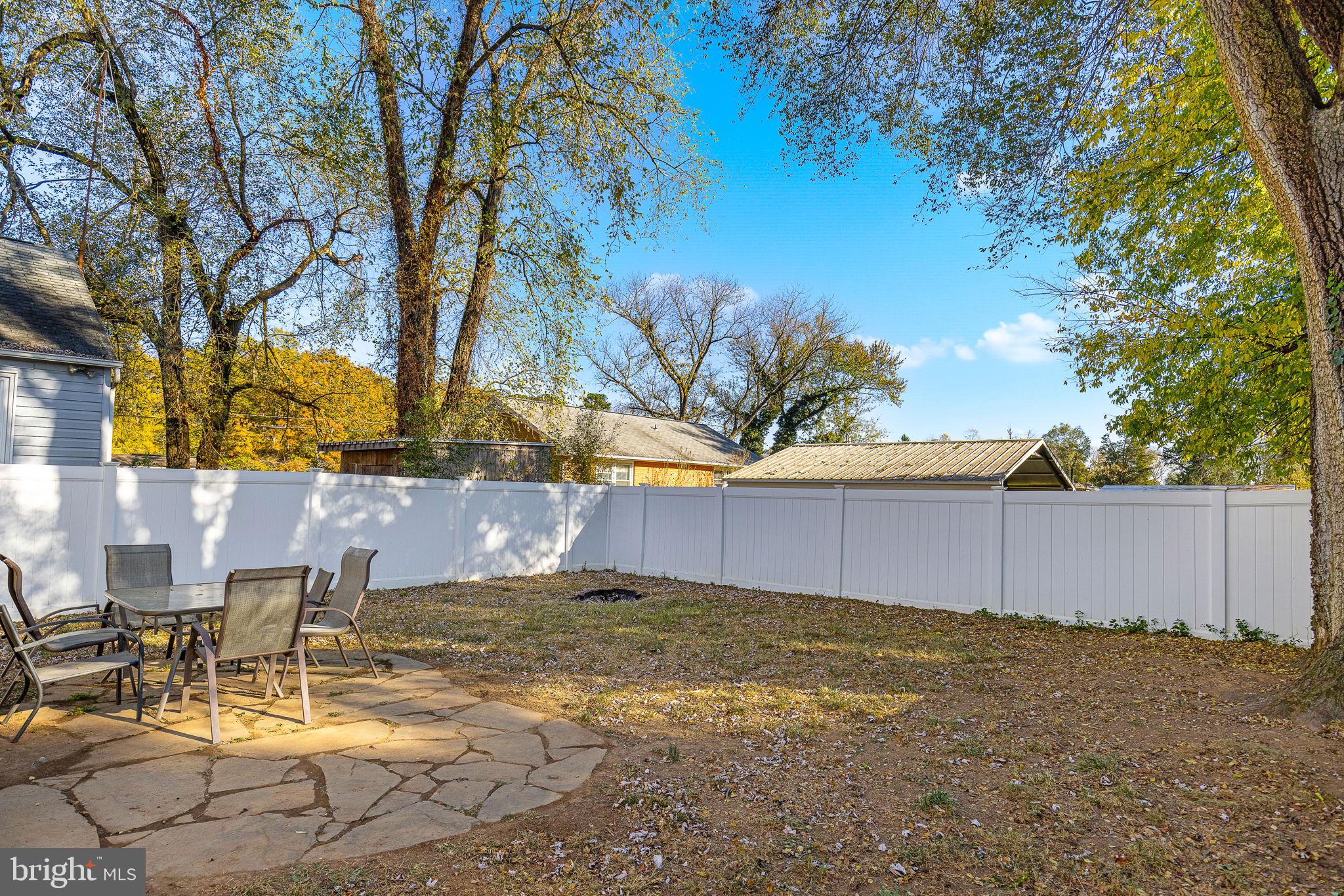 205 Leonard Rd