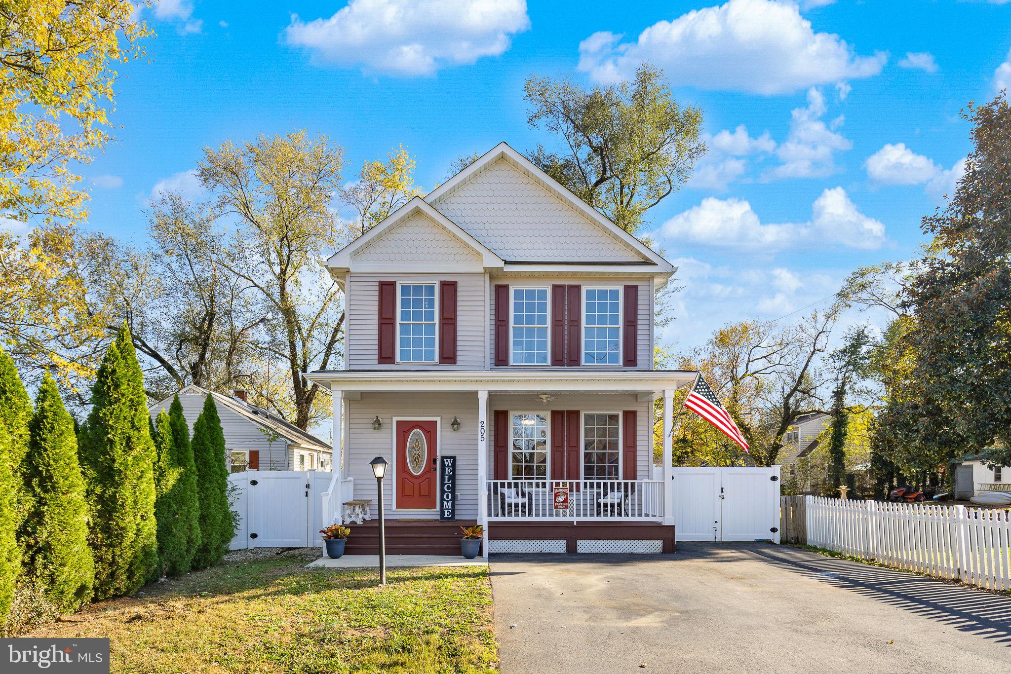 205 Leonard Rd