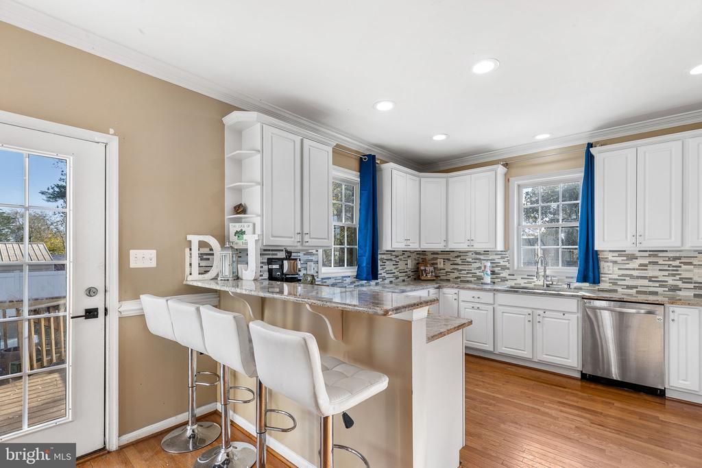 205 Leonard Rd