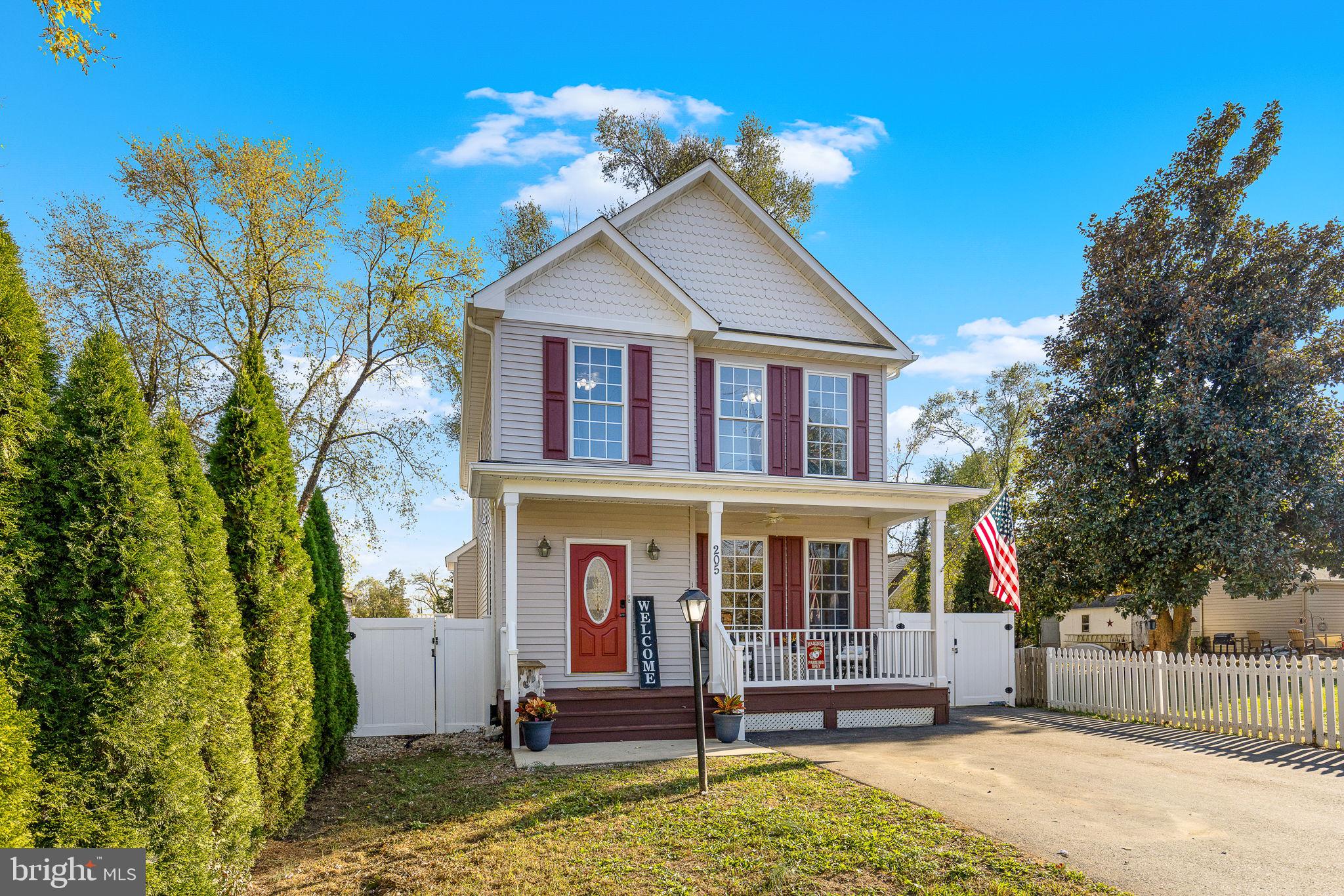205 Leonard Rd