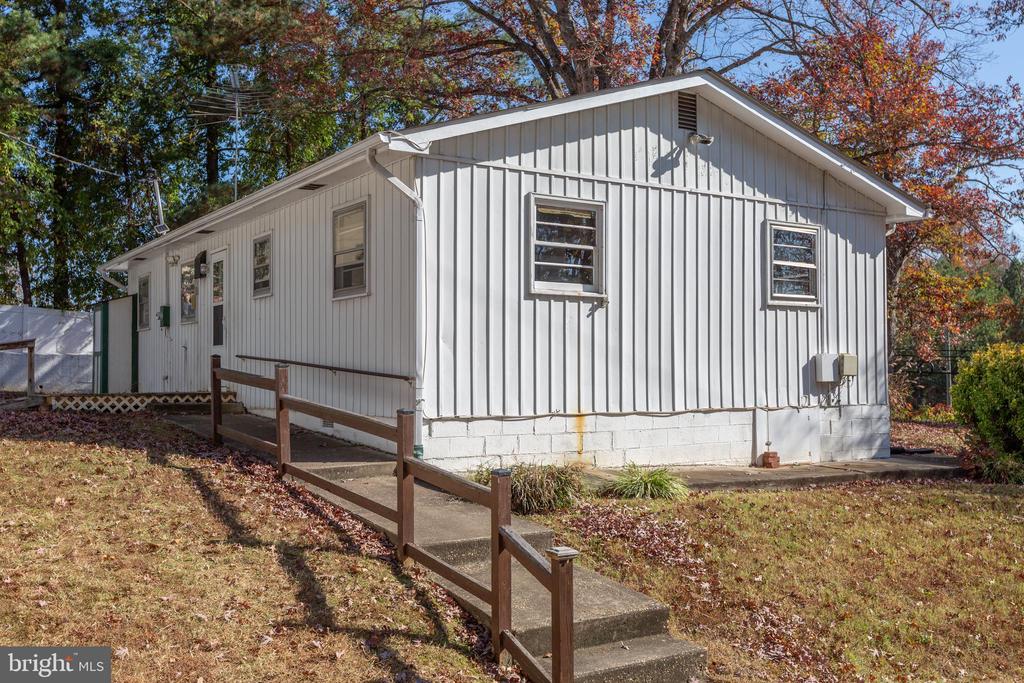 3095 Richmond Hwy