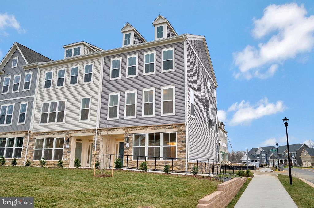 330 COASTAL AVE #101