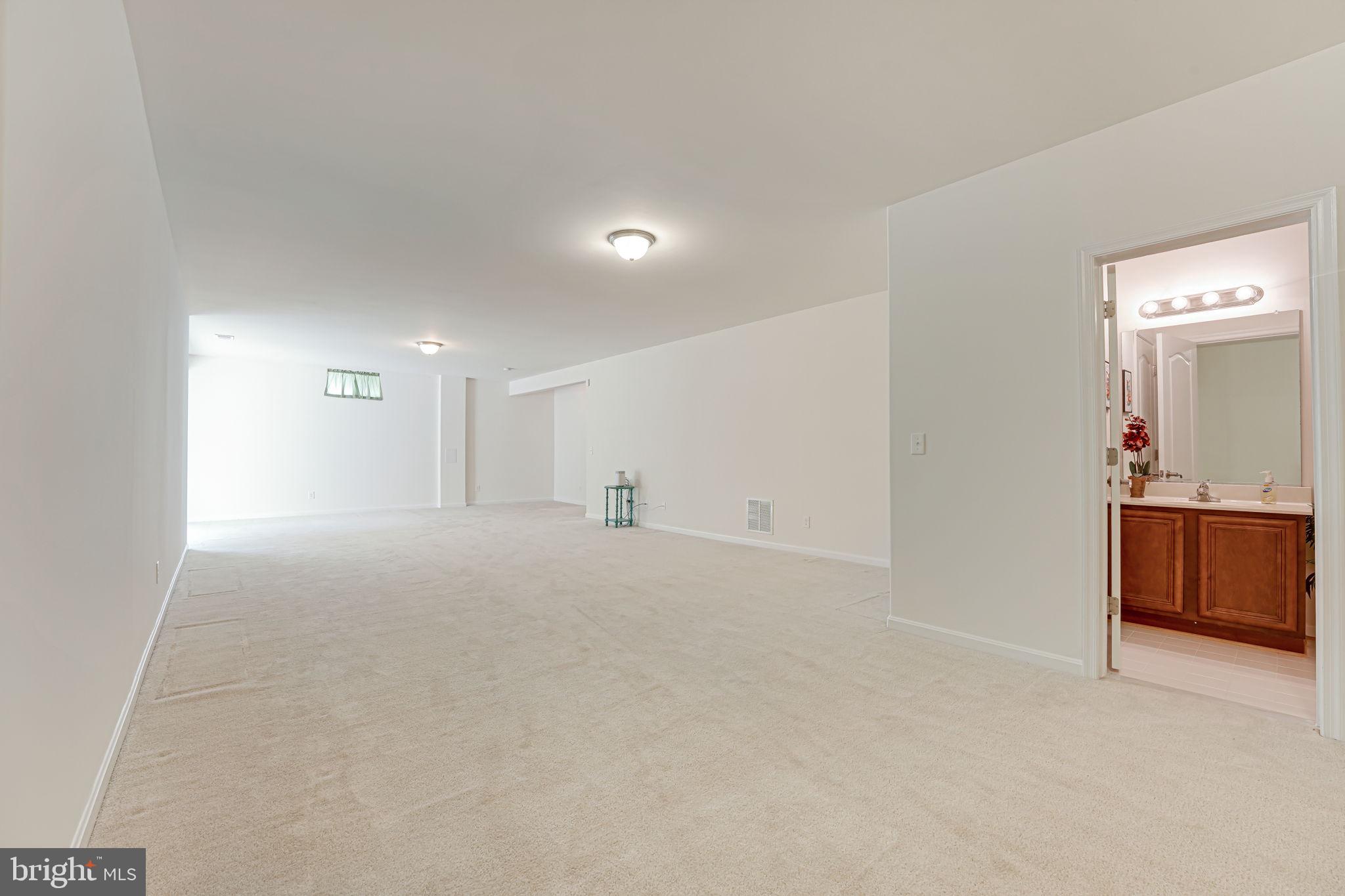 19 Towering Oaks Dr