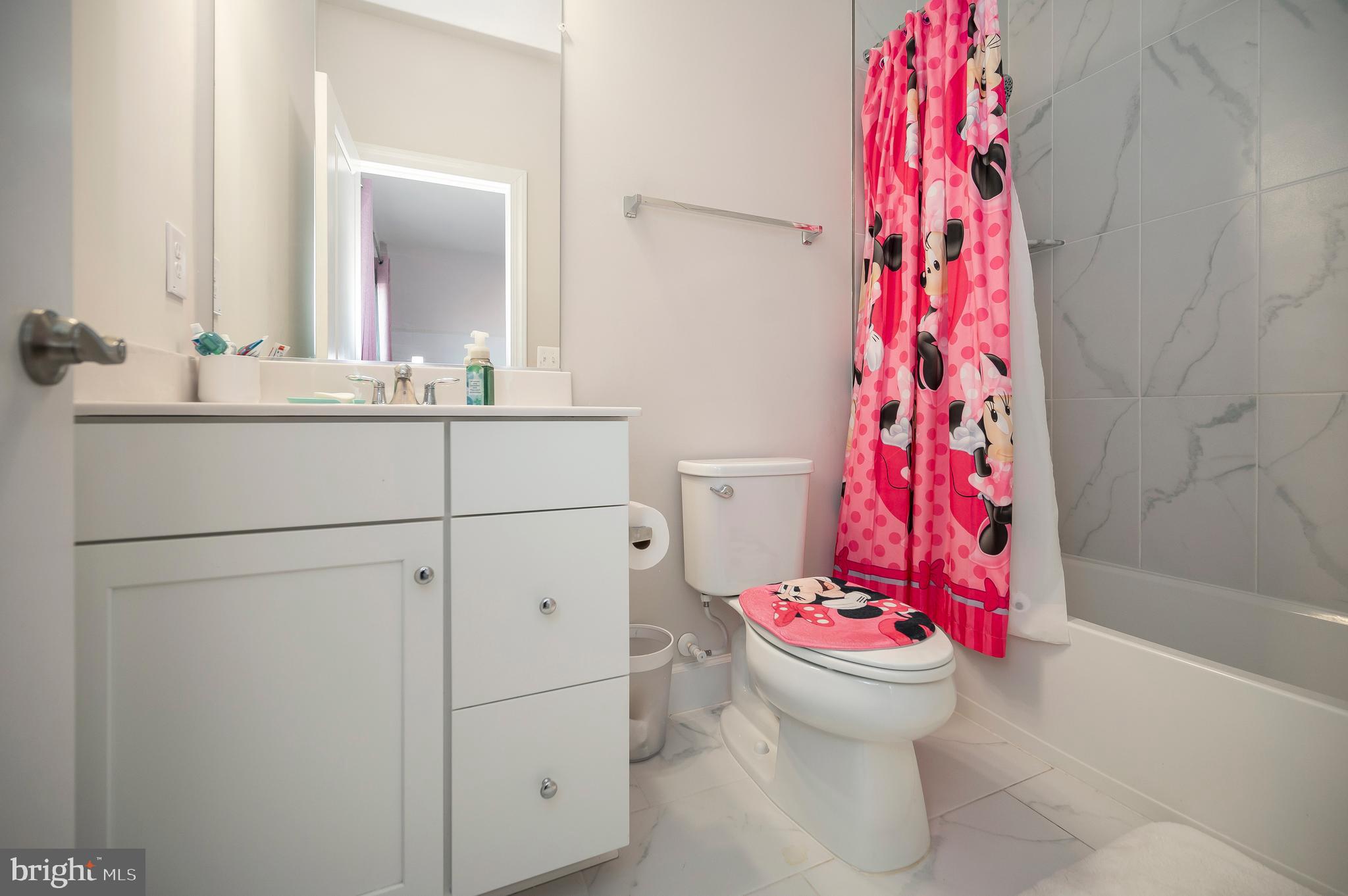 305 Daylily Ln