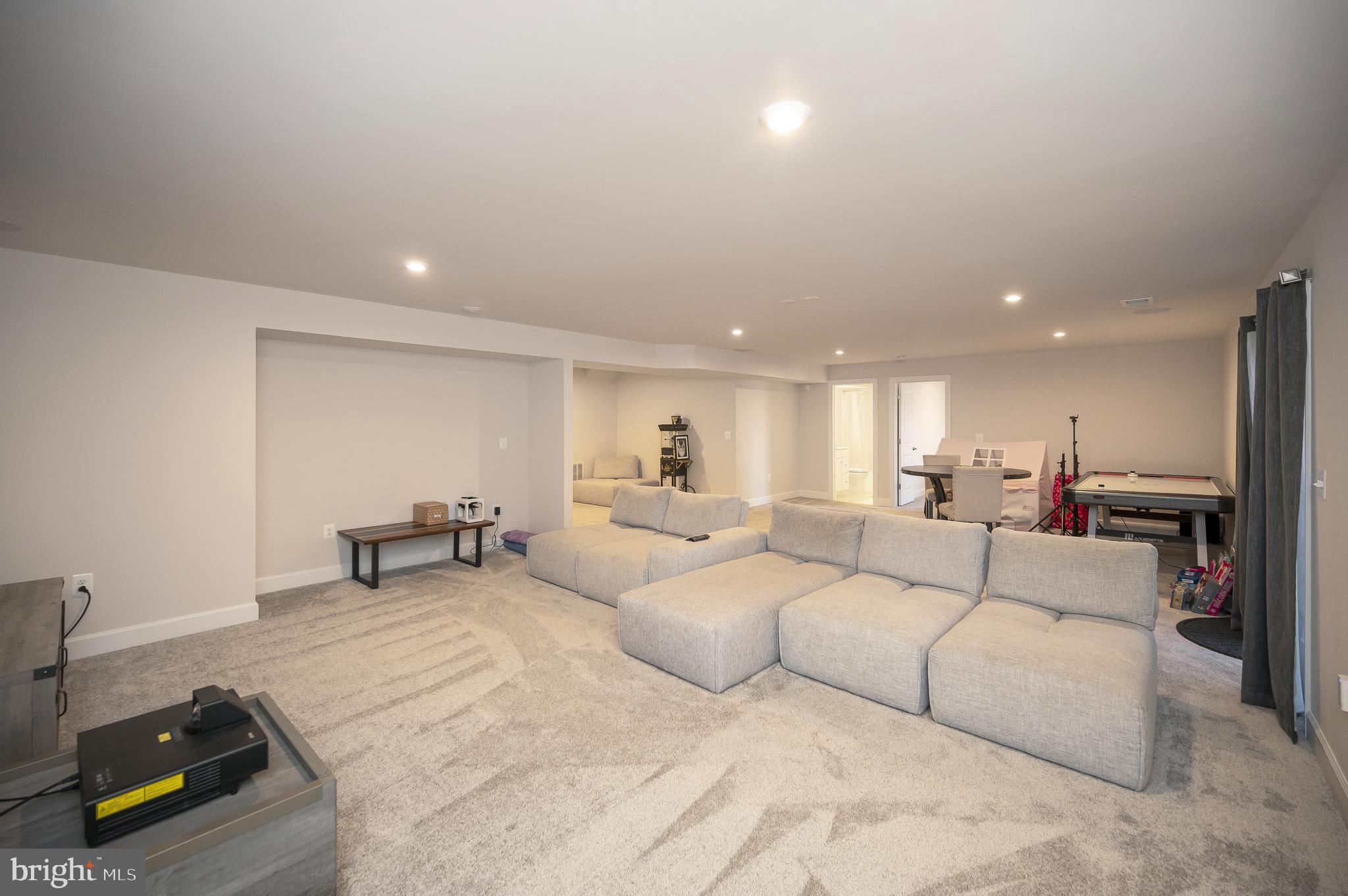 305 Daylily Ln