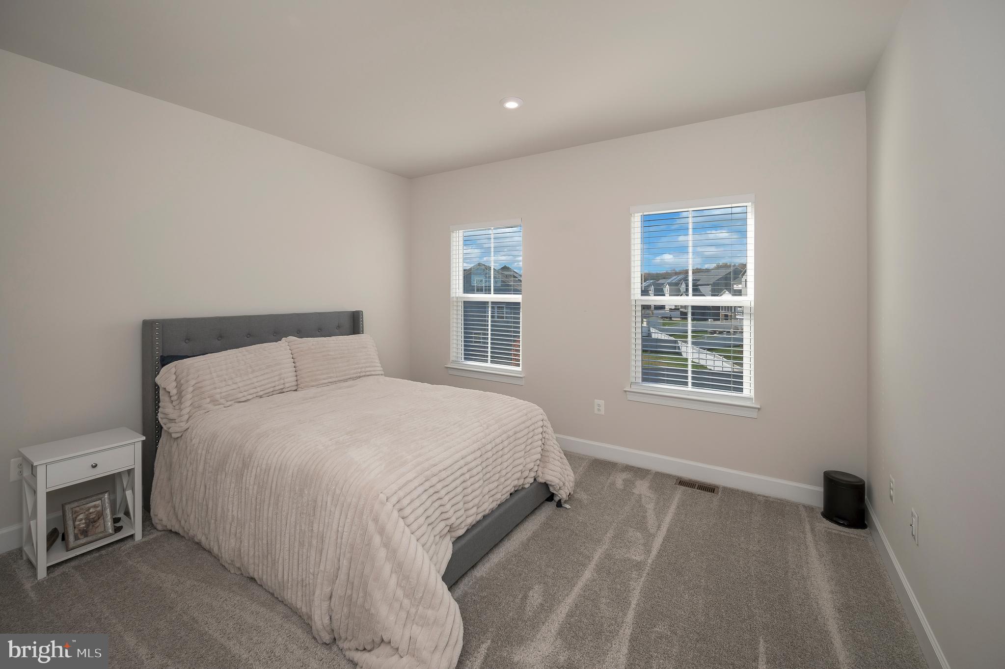 305 Daylily Ln