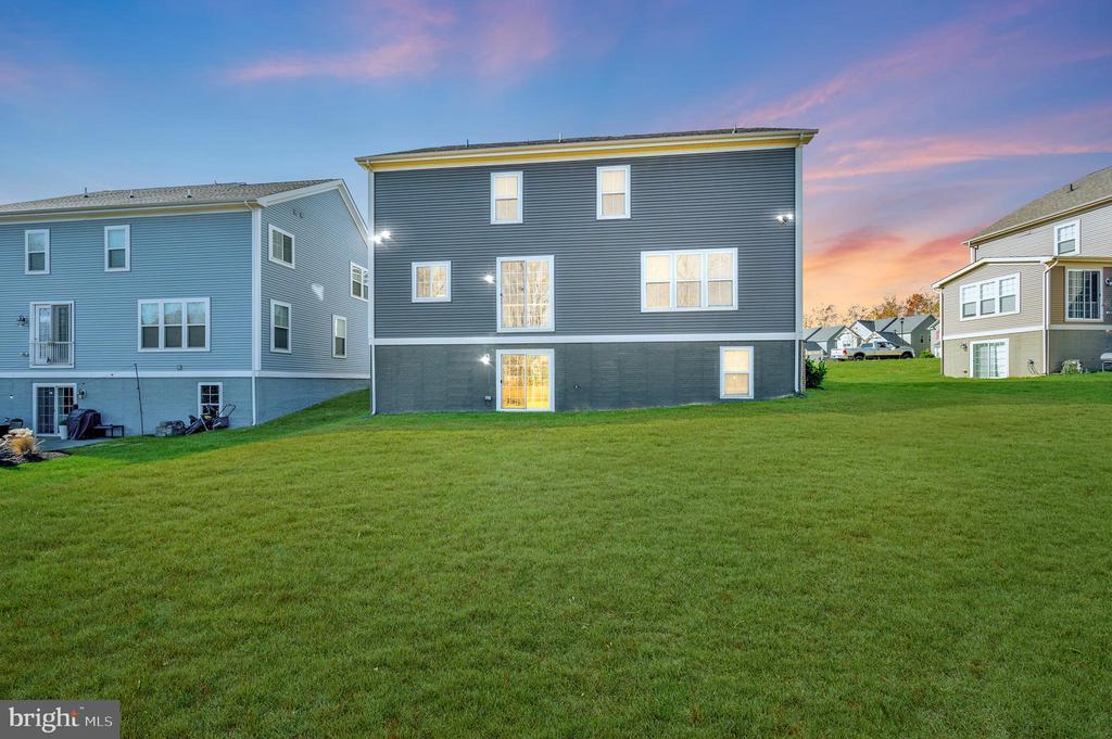 305 Daylily Ln