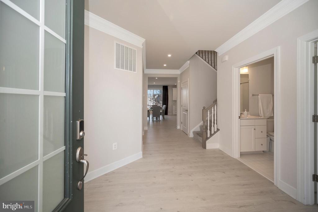 305 Daylily Ln