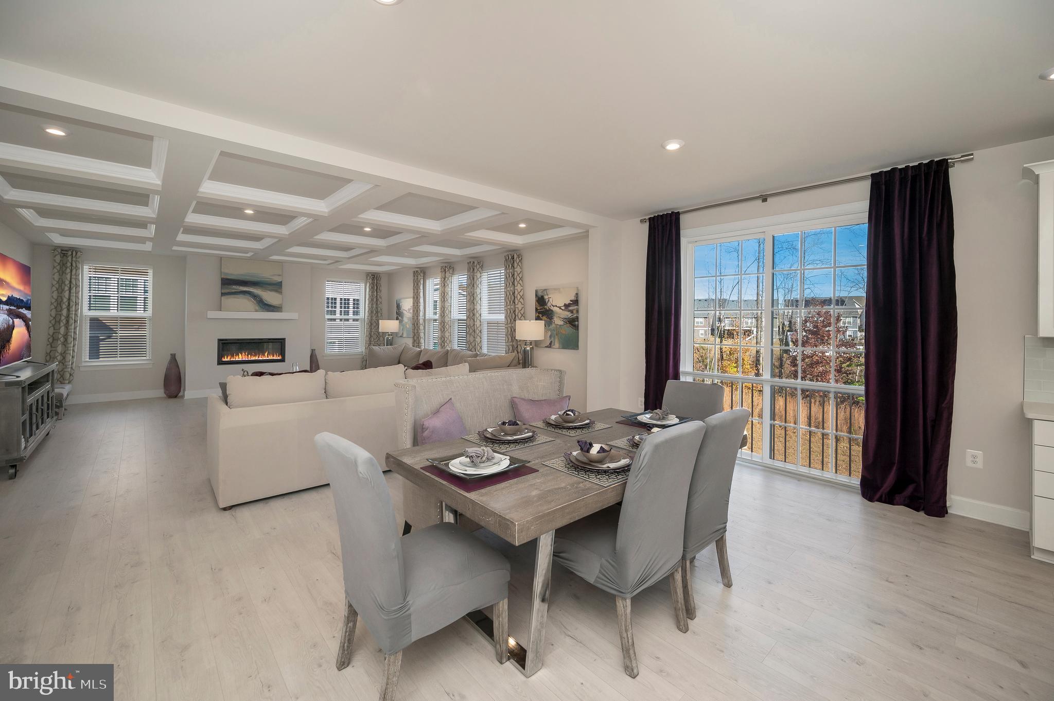 305 Daylily Ln