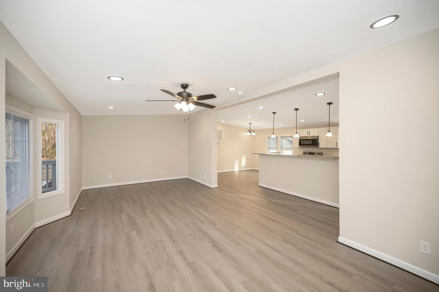 175 Meadows Rd