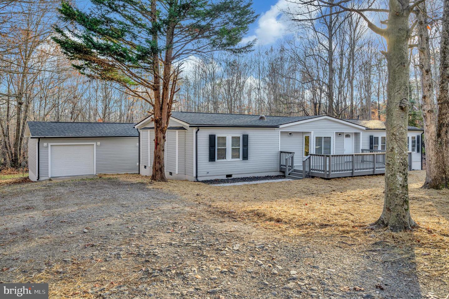 175 Meadows Rd