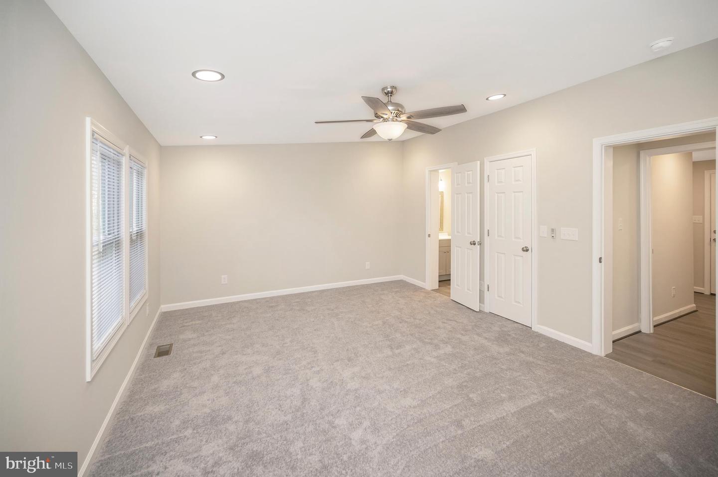 175 Meadows Rd
