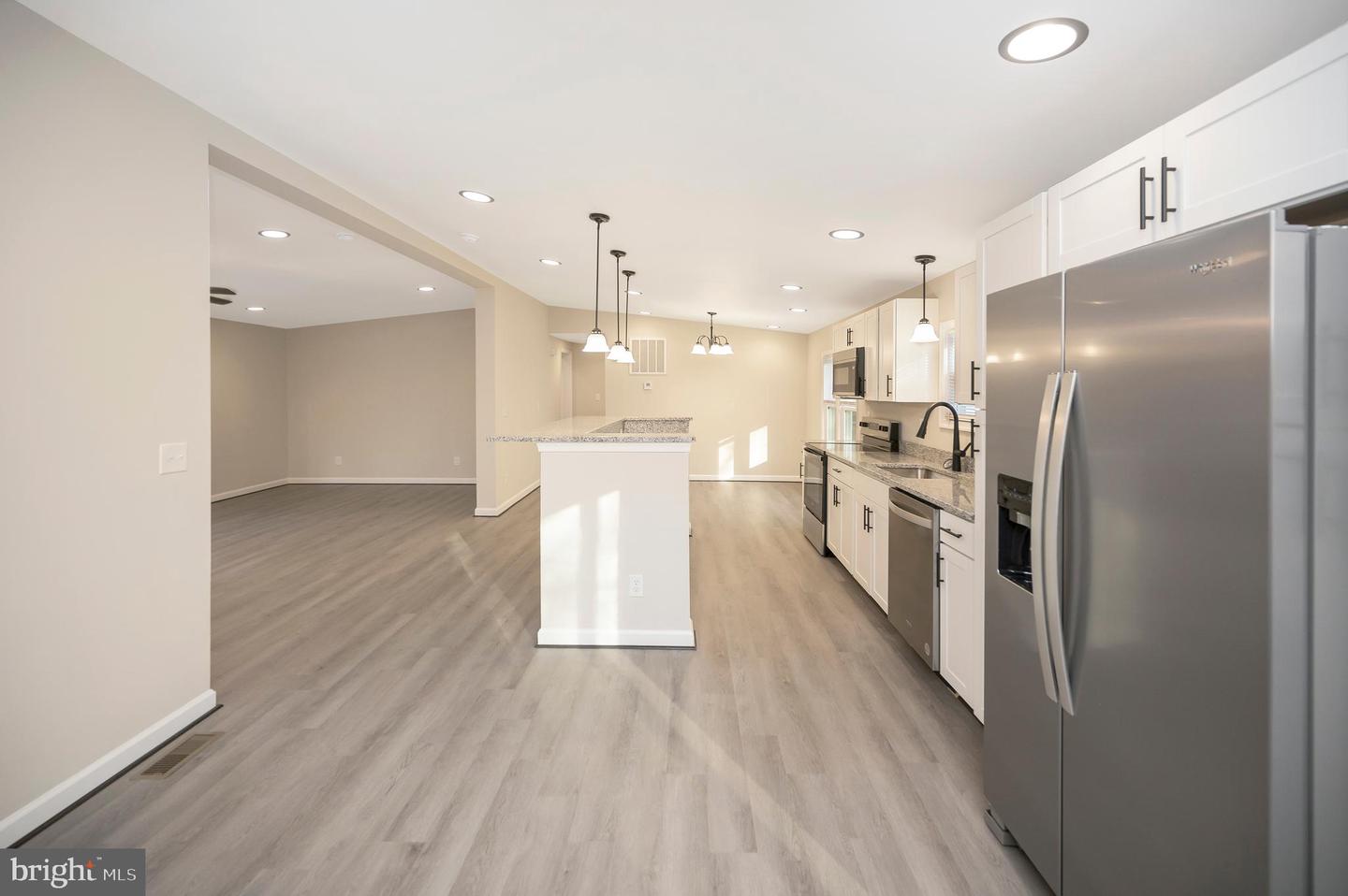 175 Meadows Rd