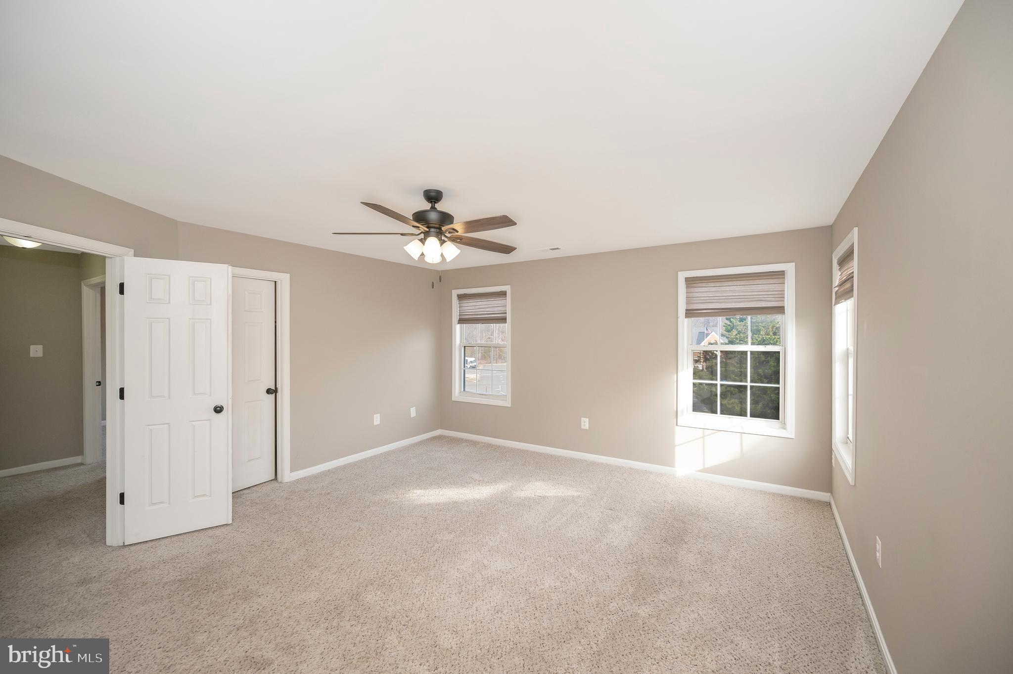 18 JOPLIN CT