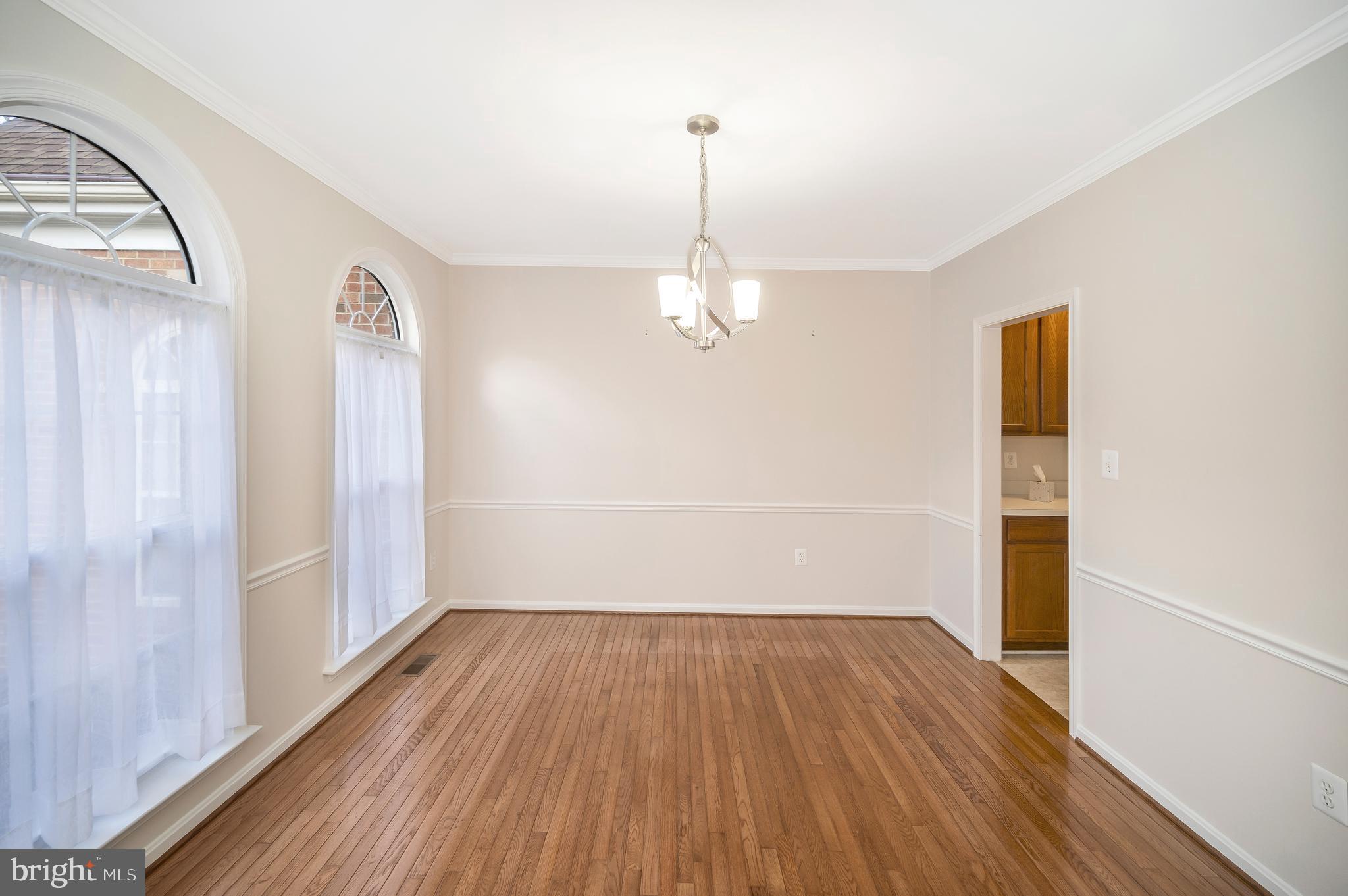 39 WALT WHITMAN BLVD