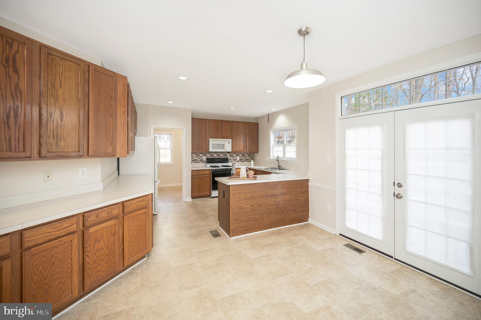 39 WALT WHITMAN BLVD