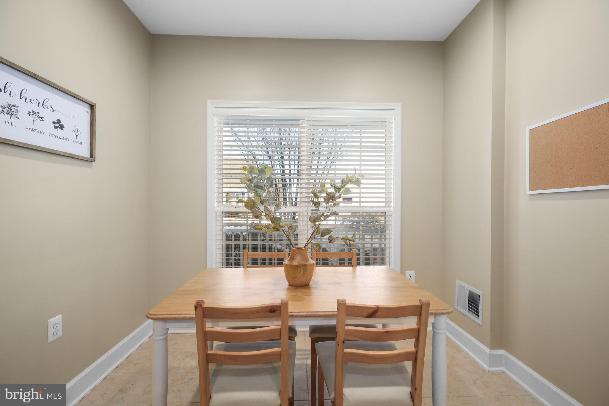 18 Sturgeon Dr