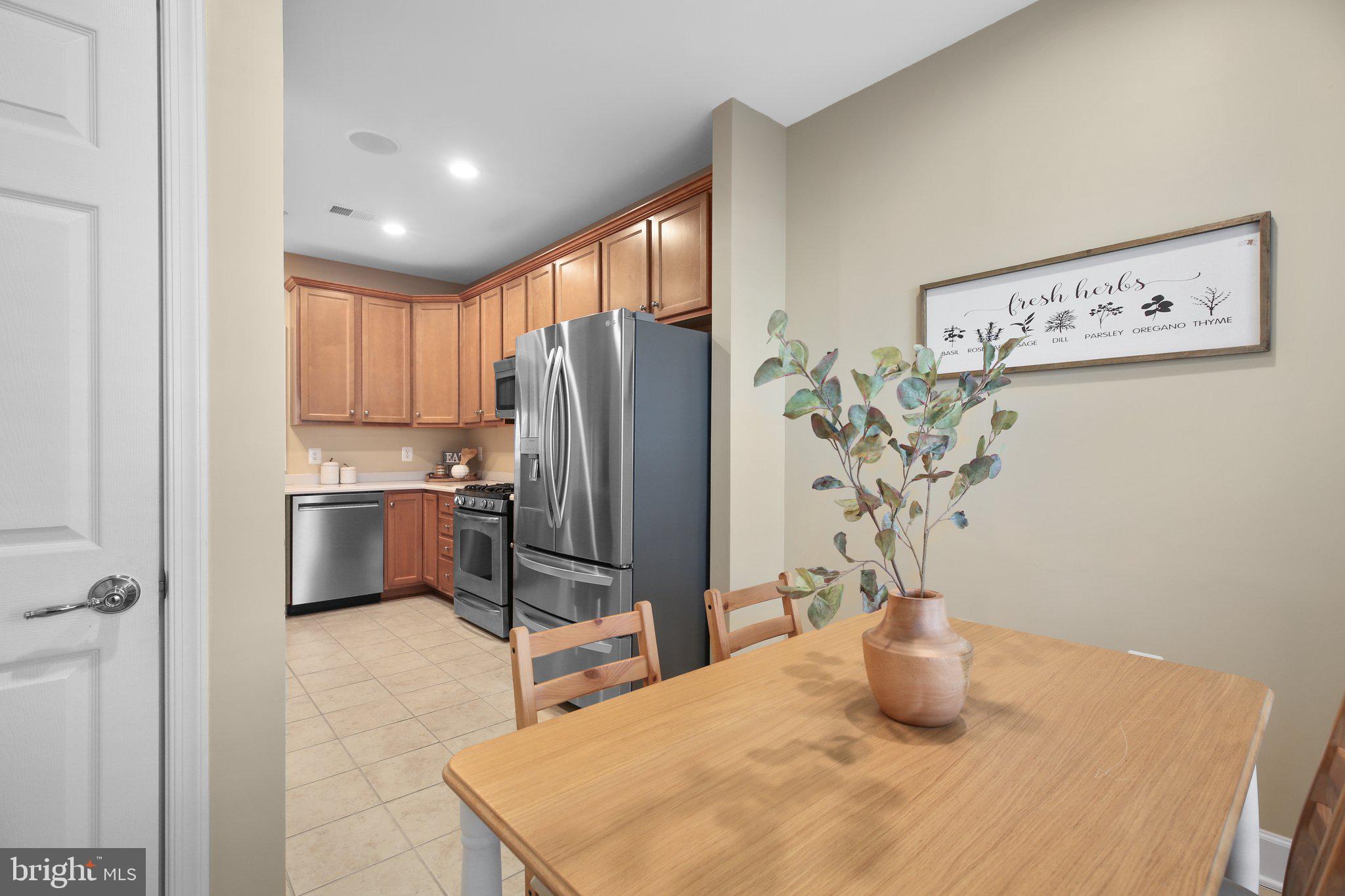 18 Sturgeon Dr