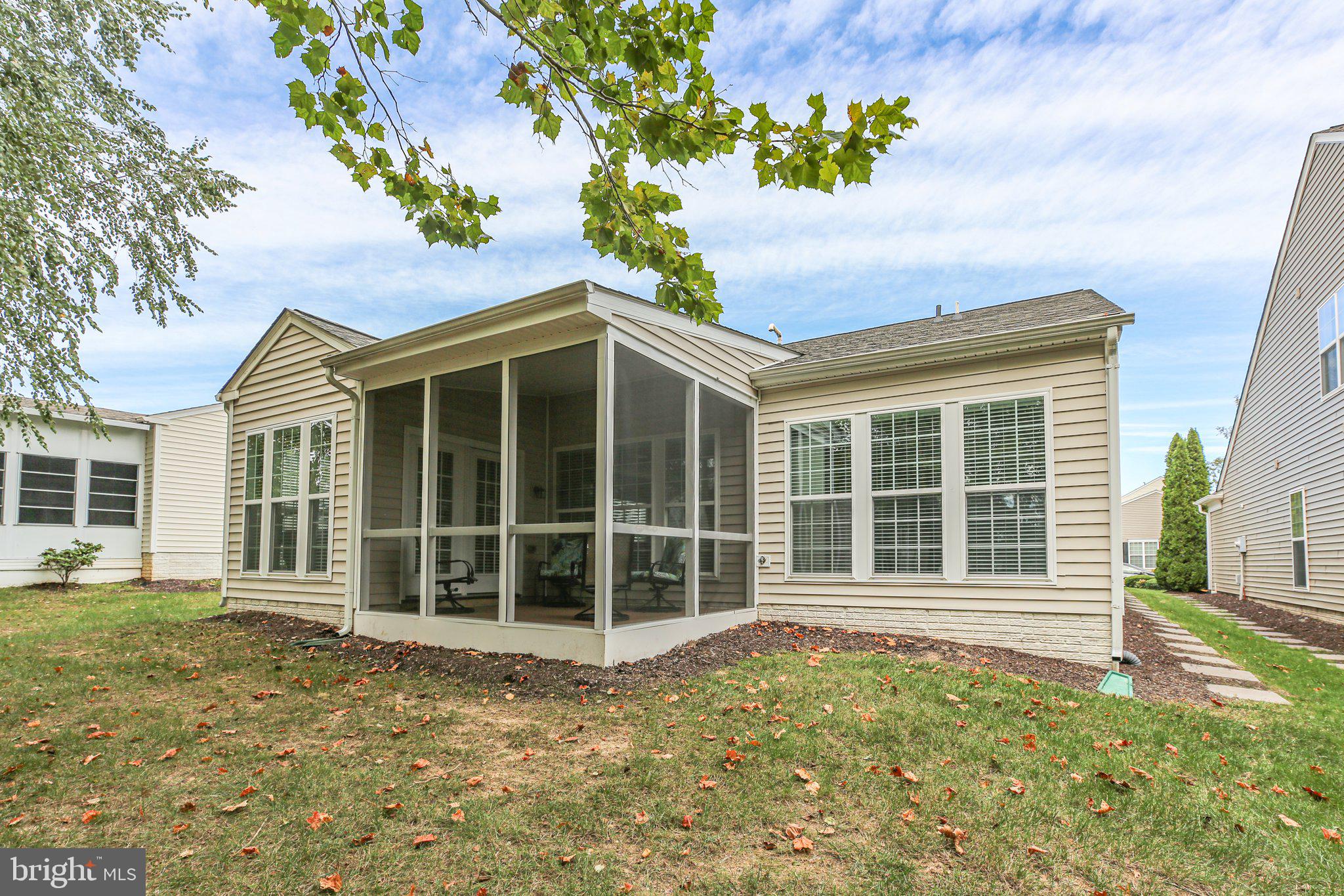 18 Sturgeon Dr