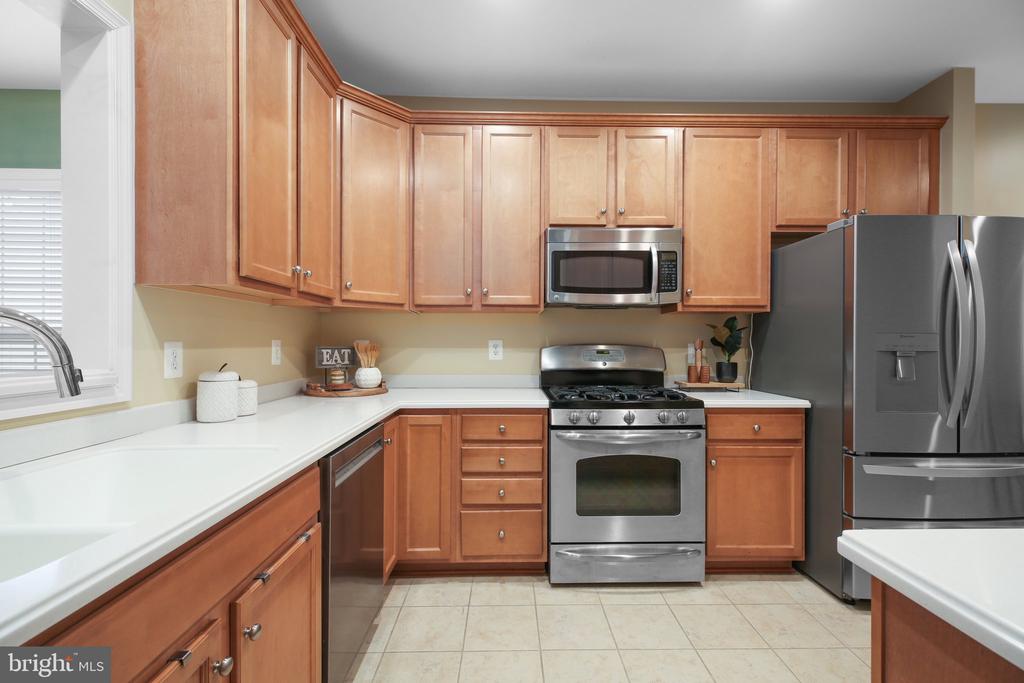 18 Sturgeon Dr