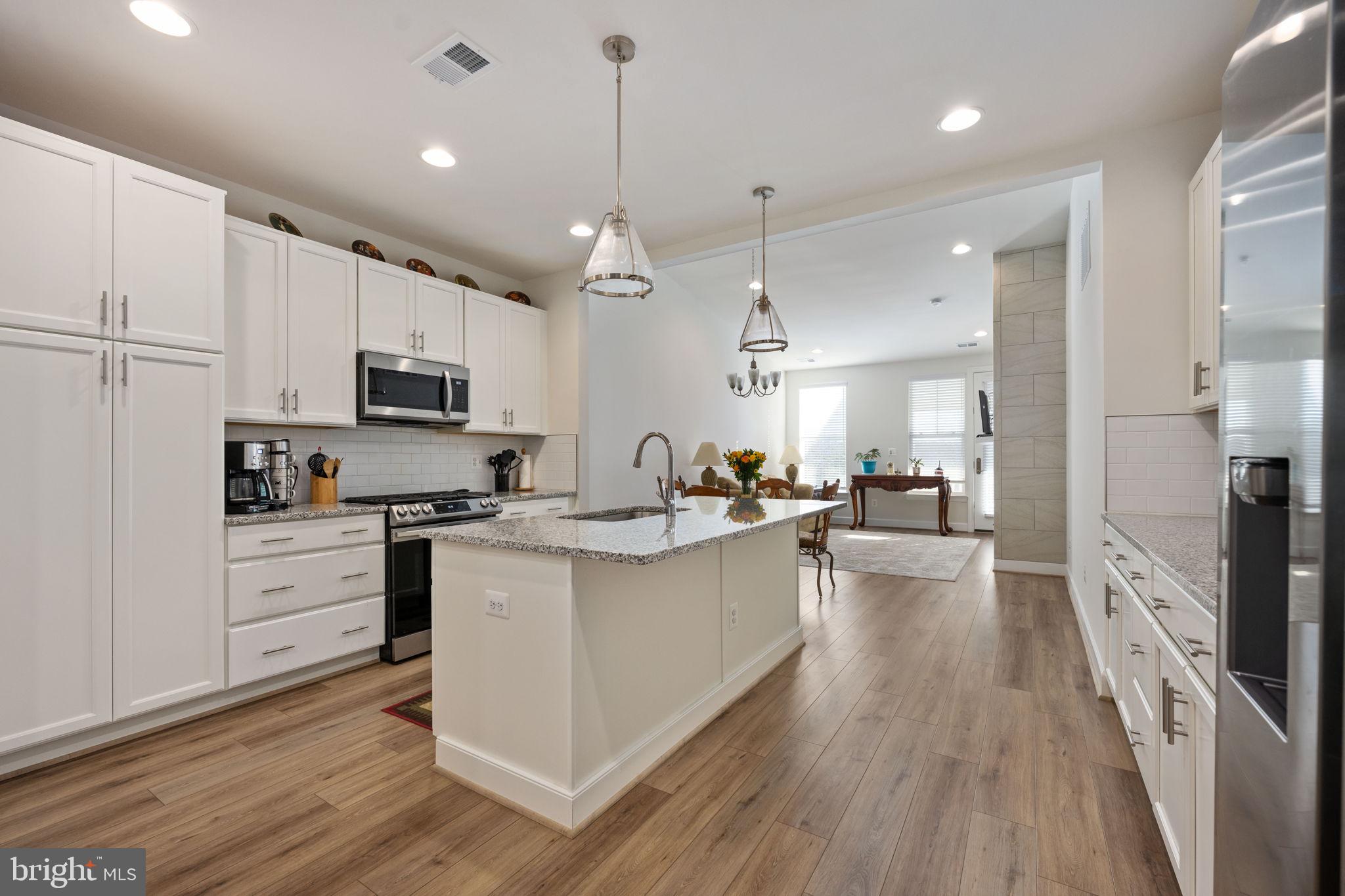 245 Smokebush Dr
