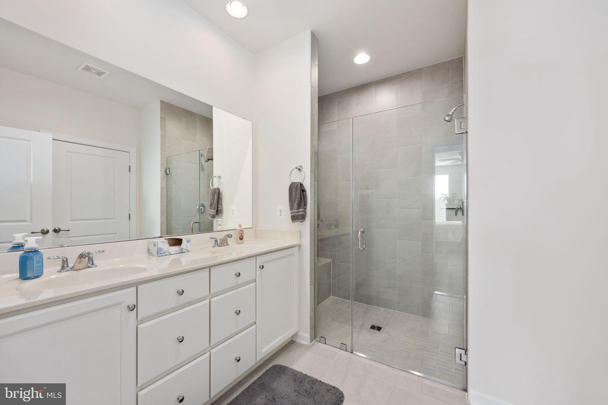 245 Smokebush Dr