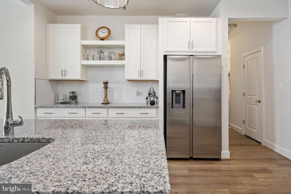 245 Smokebush Dr